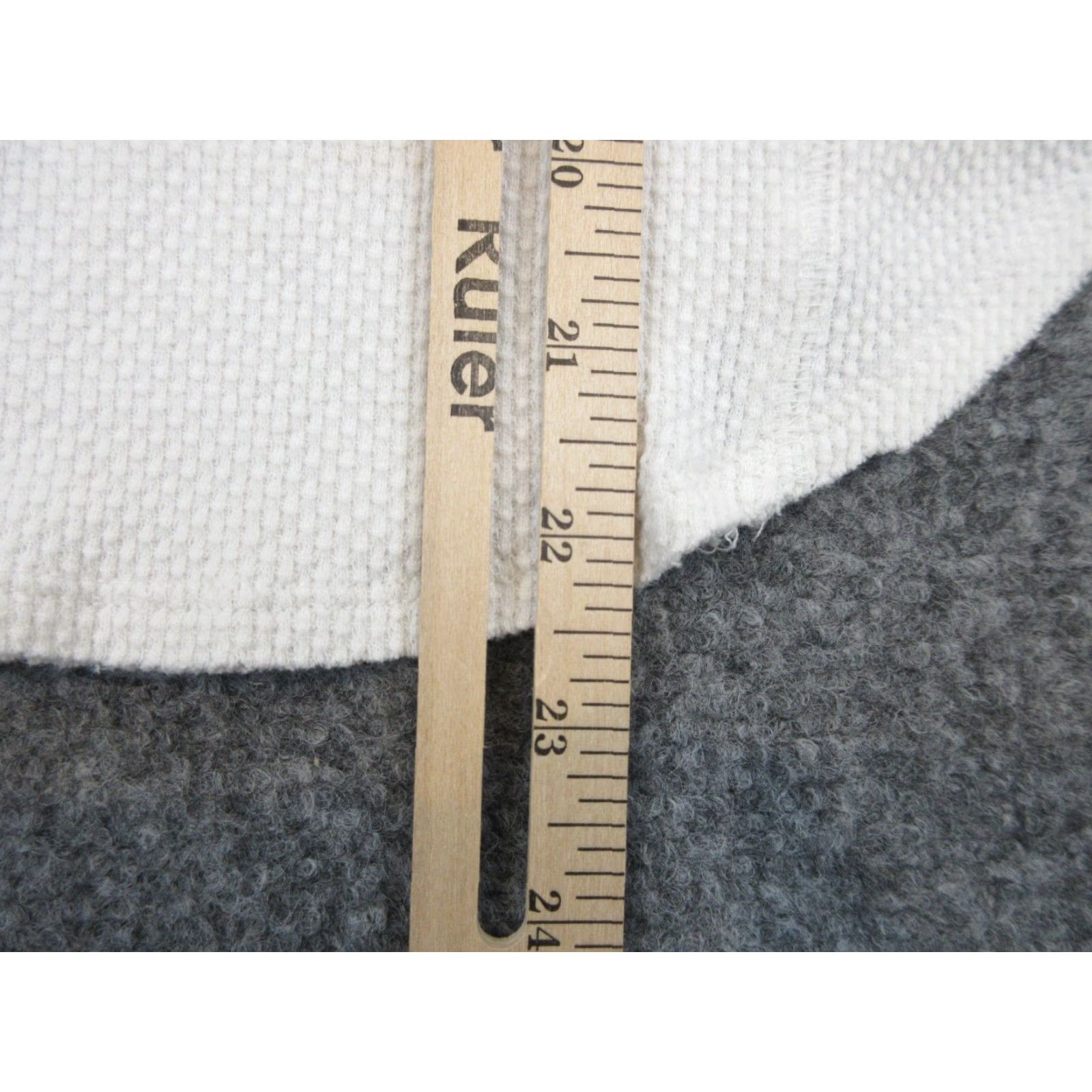 Vintage We The Free Women's Petite White Long Sleeve Button Up Scoop Neck Knit Shirt Small Size S / US 4 / IT 40 - 3 Thumbnail
