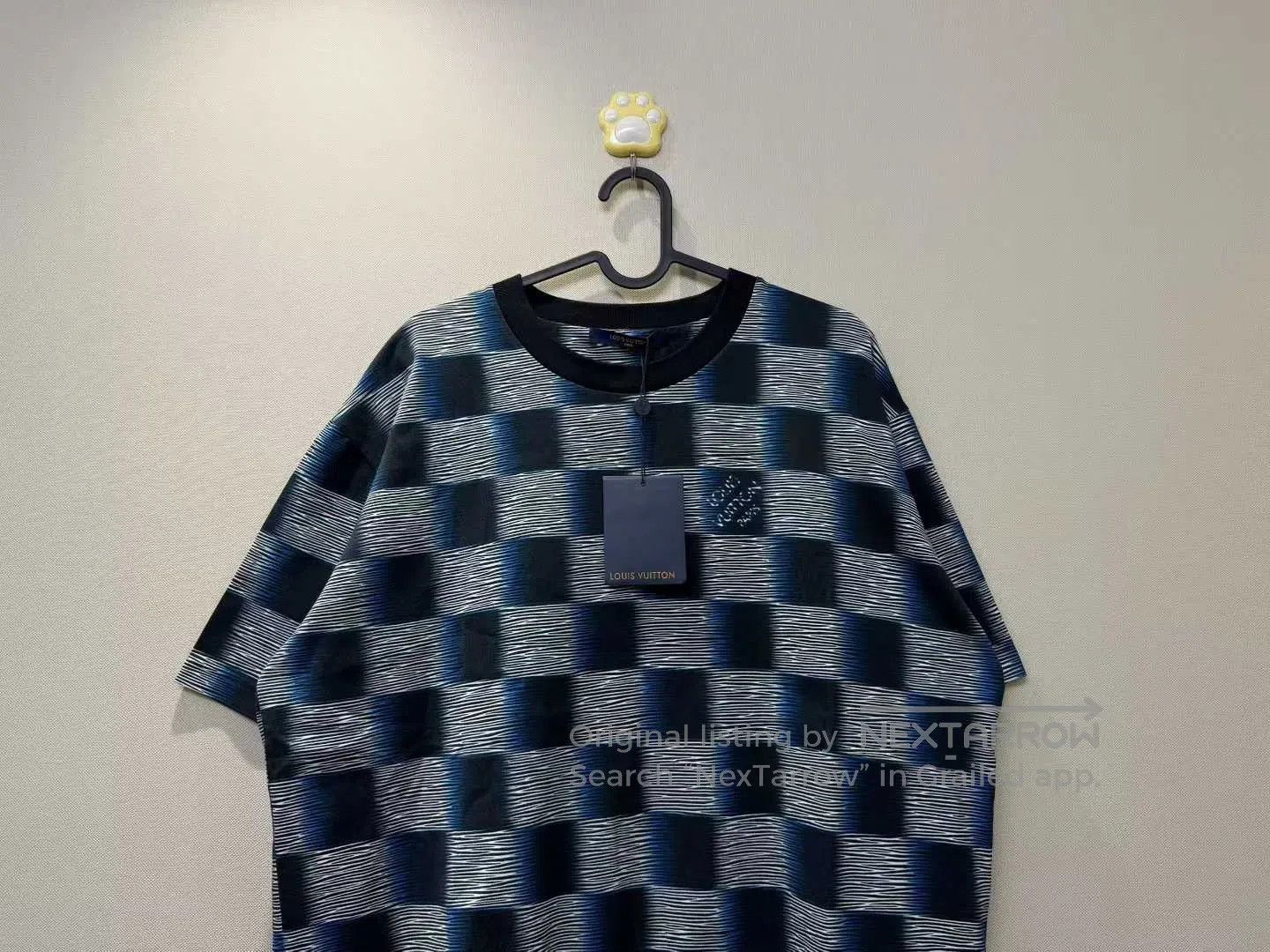 Louis Vuitton Louis Vuitton Black and Blue Checkered Full Logo Short-sle Size US XL / EU 56 / 4 - 2 Thumbnail