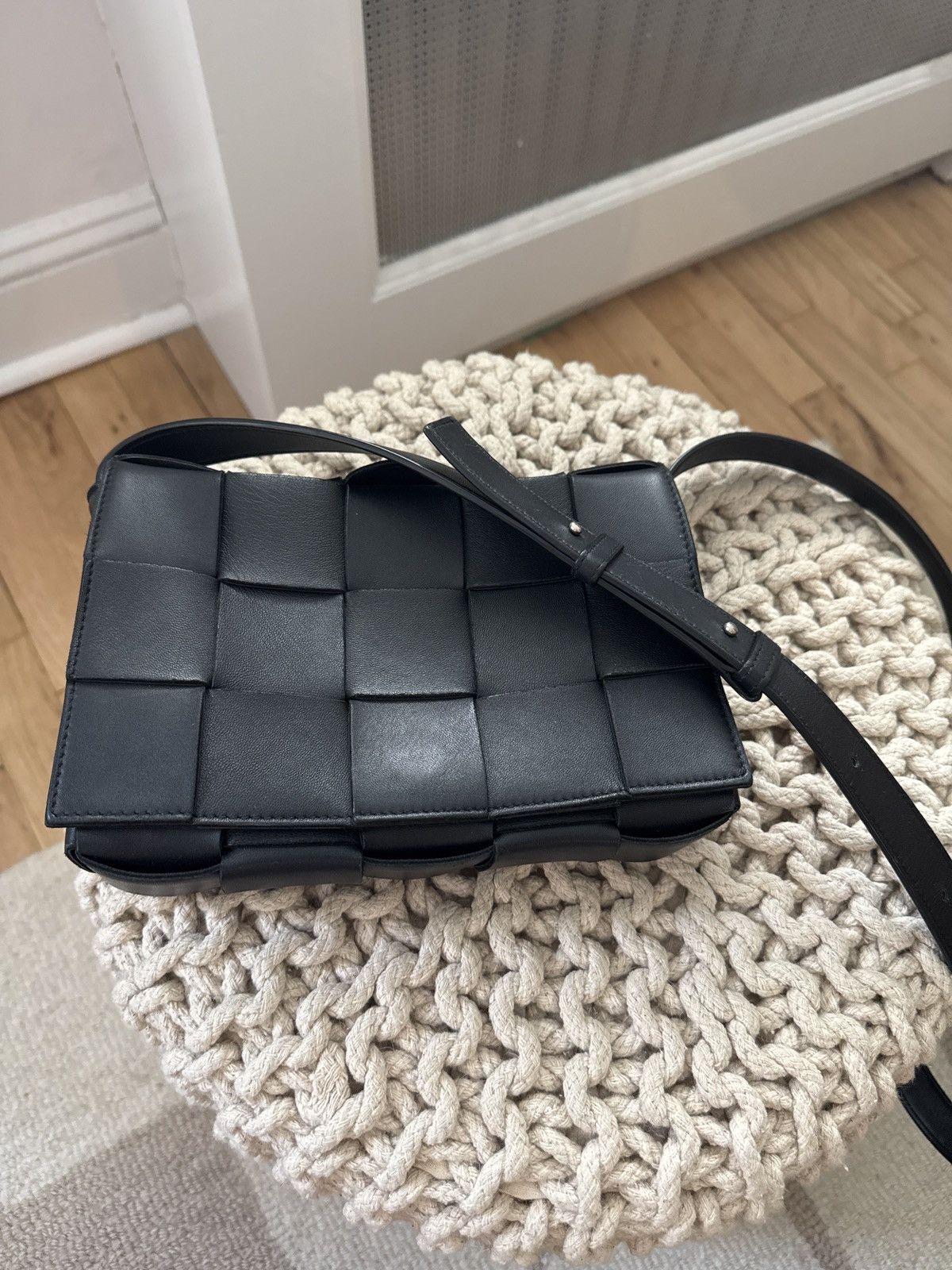 Bottega Veneta Bottega Veneta Cassette Shoulder Bag Size ONE SIZE - 1 Thumbnail
