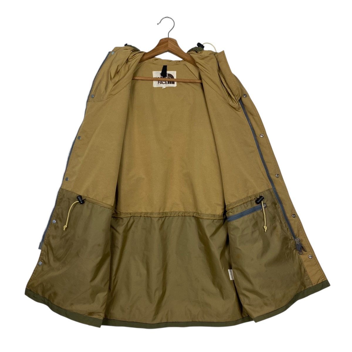 The North Face The North Face Nylon parka jacket Size US L / EU 52-54 / 3 - 12 Thumbnail