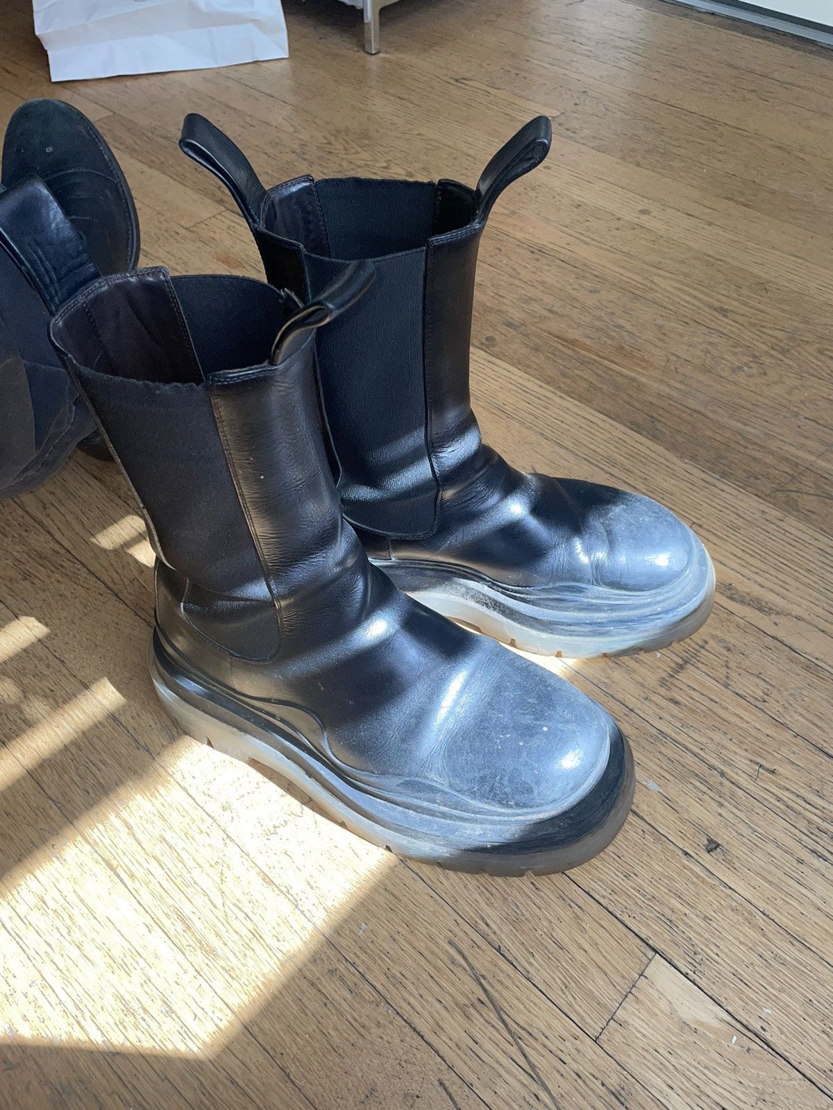 Bottega Veneta Bottega veneta clear sole lug boots Size US 8 / EU 41 - 4 Thumbnail
