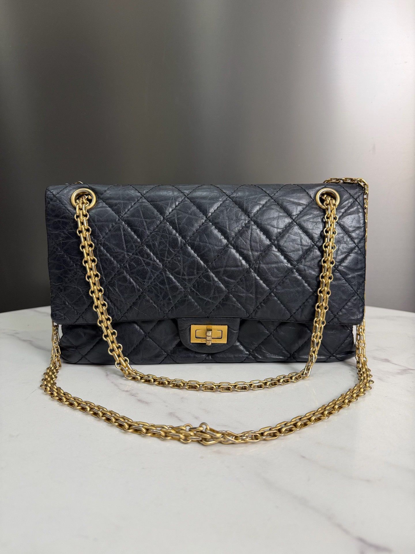 Chanel Pre-loved Bag Very good condition Size ONE SIZE - 1 Thumbnail