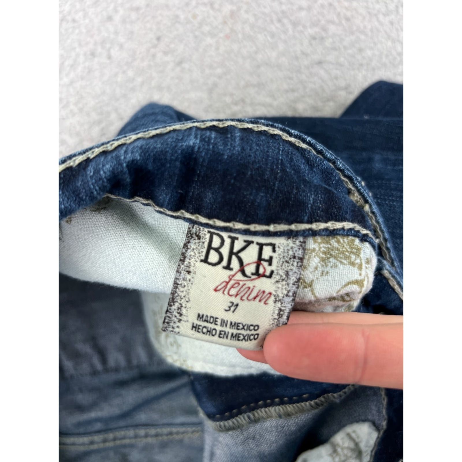 Vintage BKE Jeans Womens 31 Blue Denim Bootcut Cotton Payton Embroidered Buckle Size 24" / US 00 / IT 34 - 7 Thumbnail