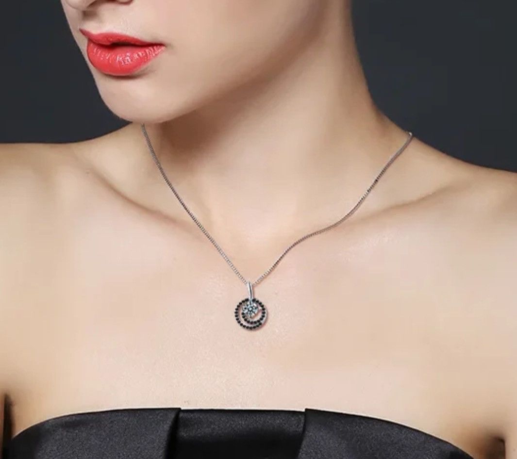 Jewelry White Stone Necklace Size ONE SIZE - 3 Thumbnail