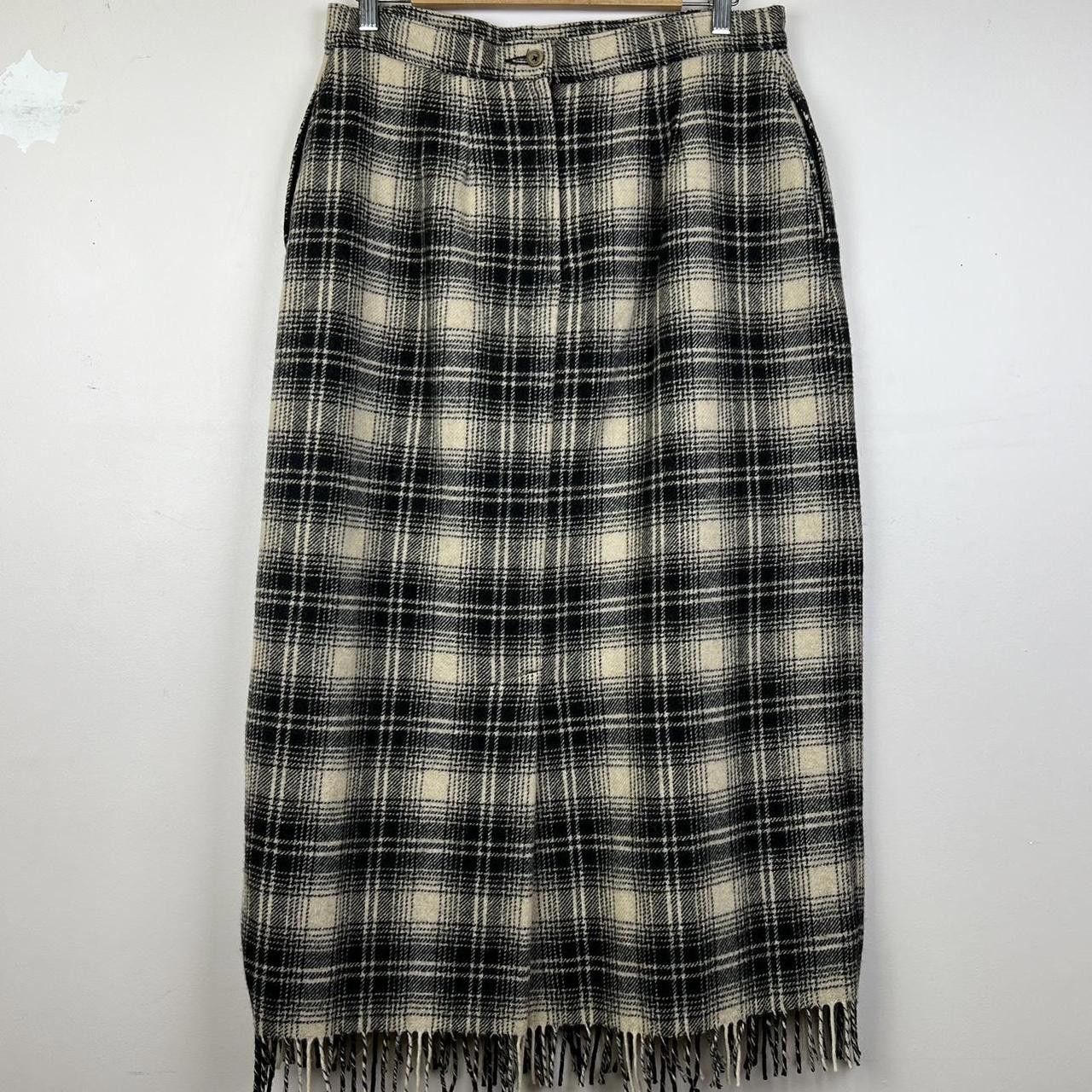 Woolrich Woolen Mills Woolrich Women's Vintage Plaid Maxi Skirt with Fringe Hem Size 36" / US 14 / IT 50 - 1 Thumbnail
