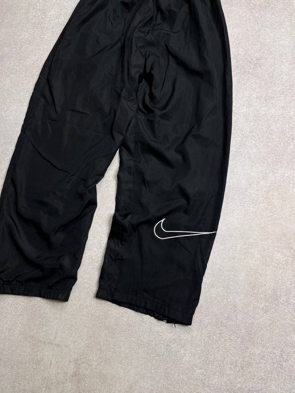 Nike VINTAGE NIKE BIG SWOOSH FLARED NYLON TRACK PANTS Y2K XL Size US 34 / EU 50 - 2 Thumbnail