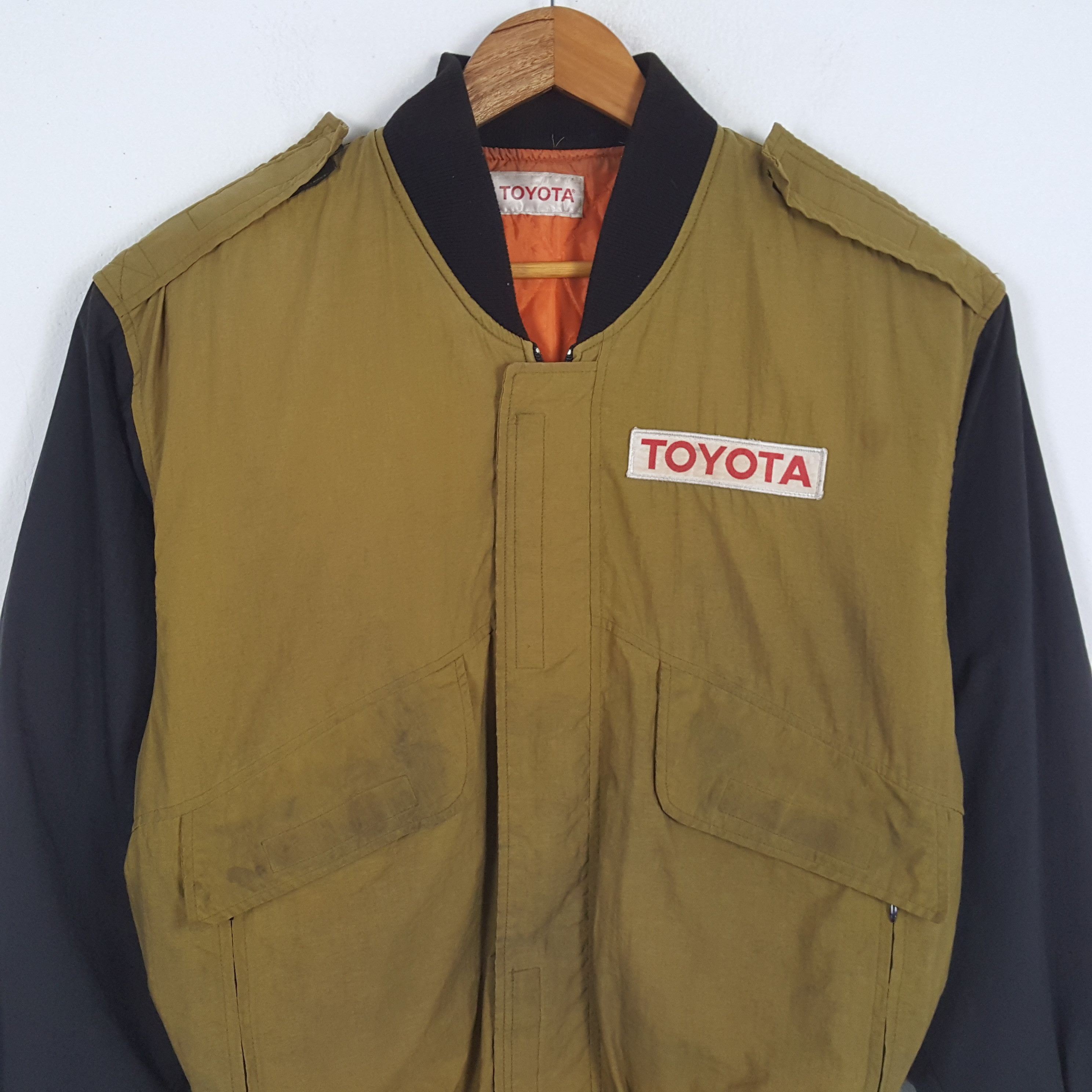 Japanese Brand × Vintage Vintage TOYOTA Japanese Racing Team Jacket Size US L / EU 52-54 / 3 - 4 Thumbnail