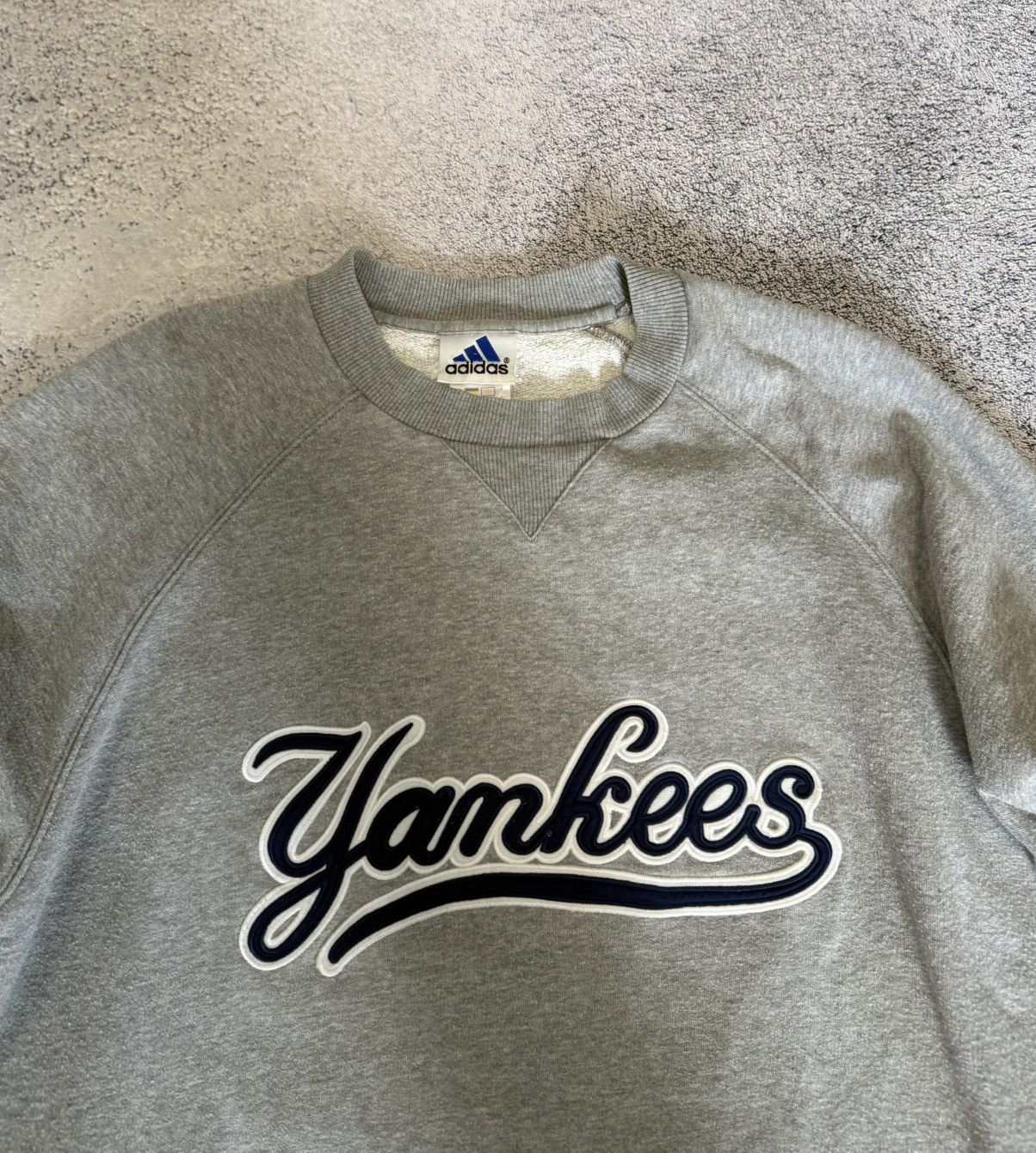 Adidas Vintage Adidas Yankees Sweatshirt MLB Spellout Logo Mens L Size US L / EU 52-54 / 3 - 3 Thumbnail