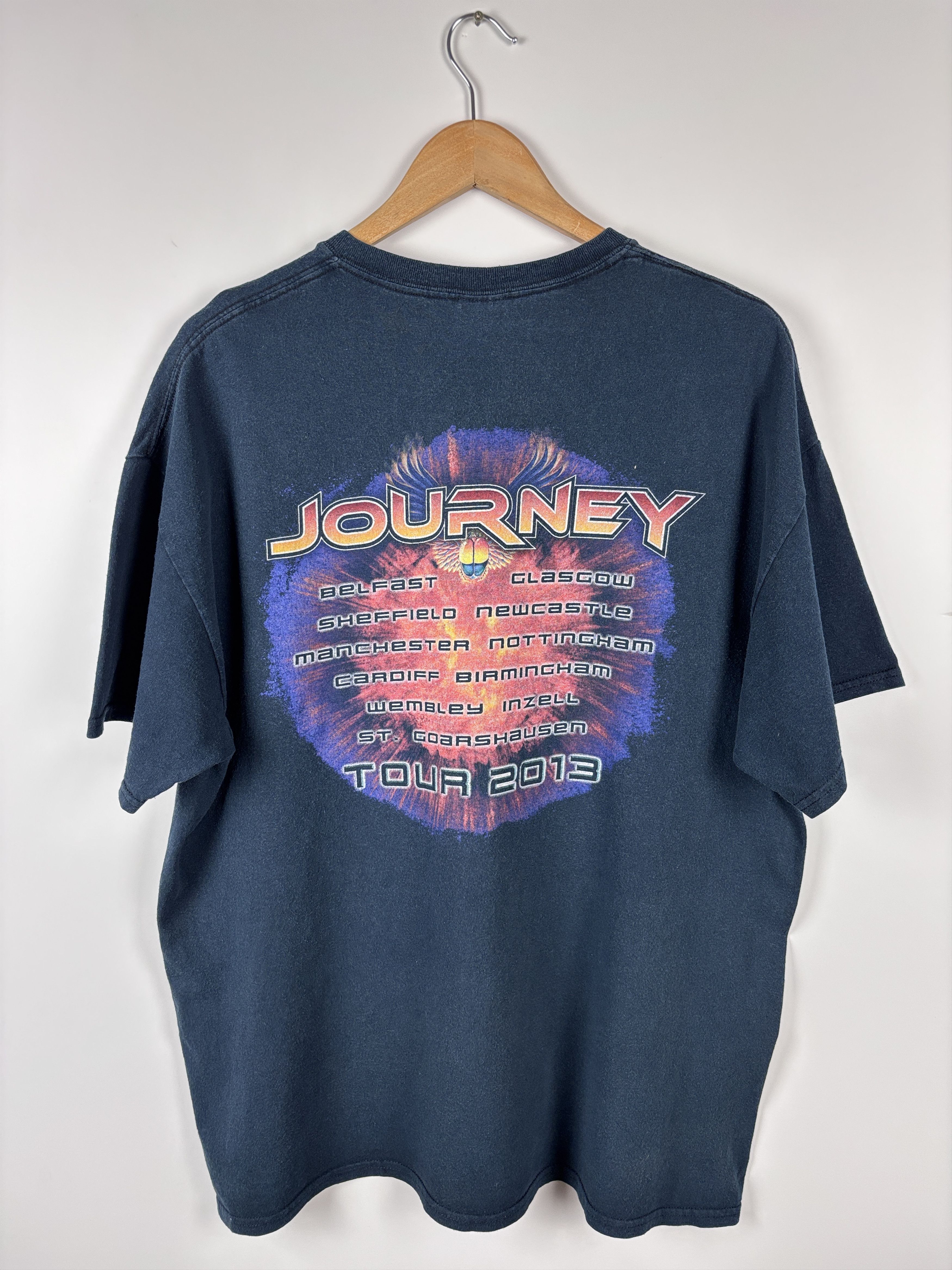 Band Tees Mens Journey 2013 Tour Rock T-Shirt Navy Blue Size XL Size US XL / EU 56 / 4 - 6 Thumbnail