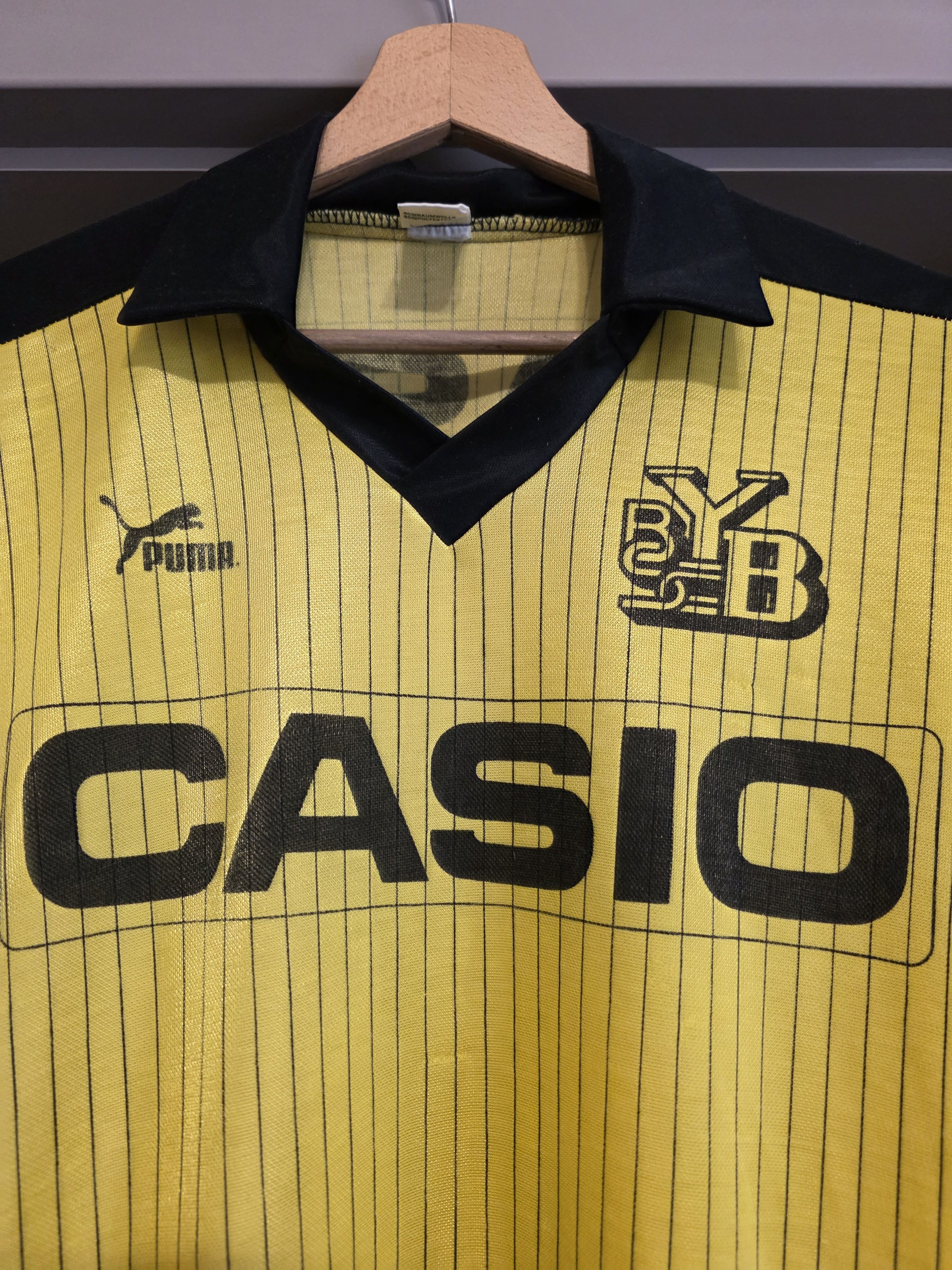 Puma Young Boys puma 1984 Match Worn #30 soccer jersey Size US L / EU 52-54 / 3 - 2 Thumbnail