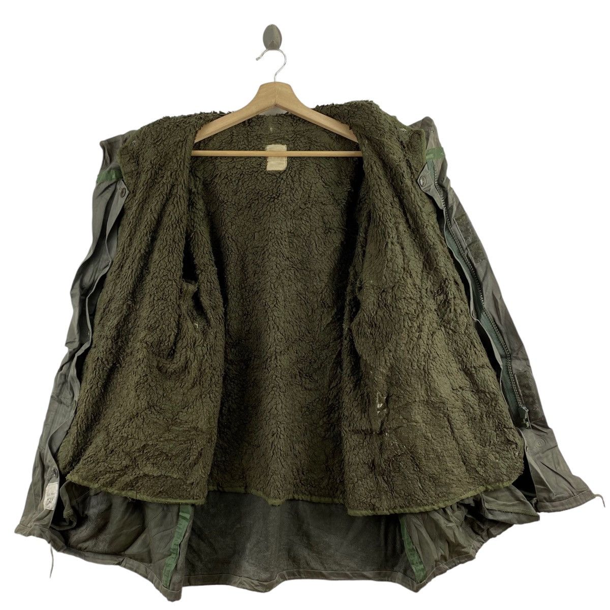 Vintage Vintage 90s C.S.V. 1991 112L Army Soldier Khaki Hooded Parka Size US XXL / EU 58 / 5 - 6 Thumbnail
