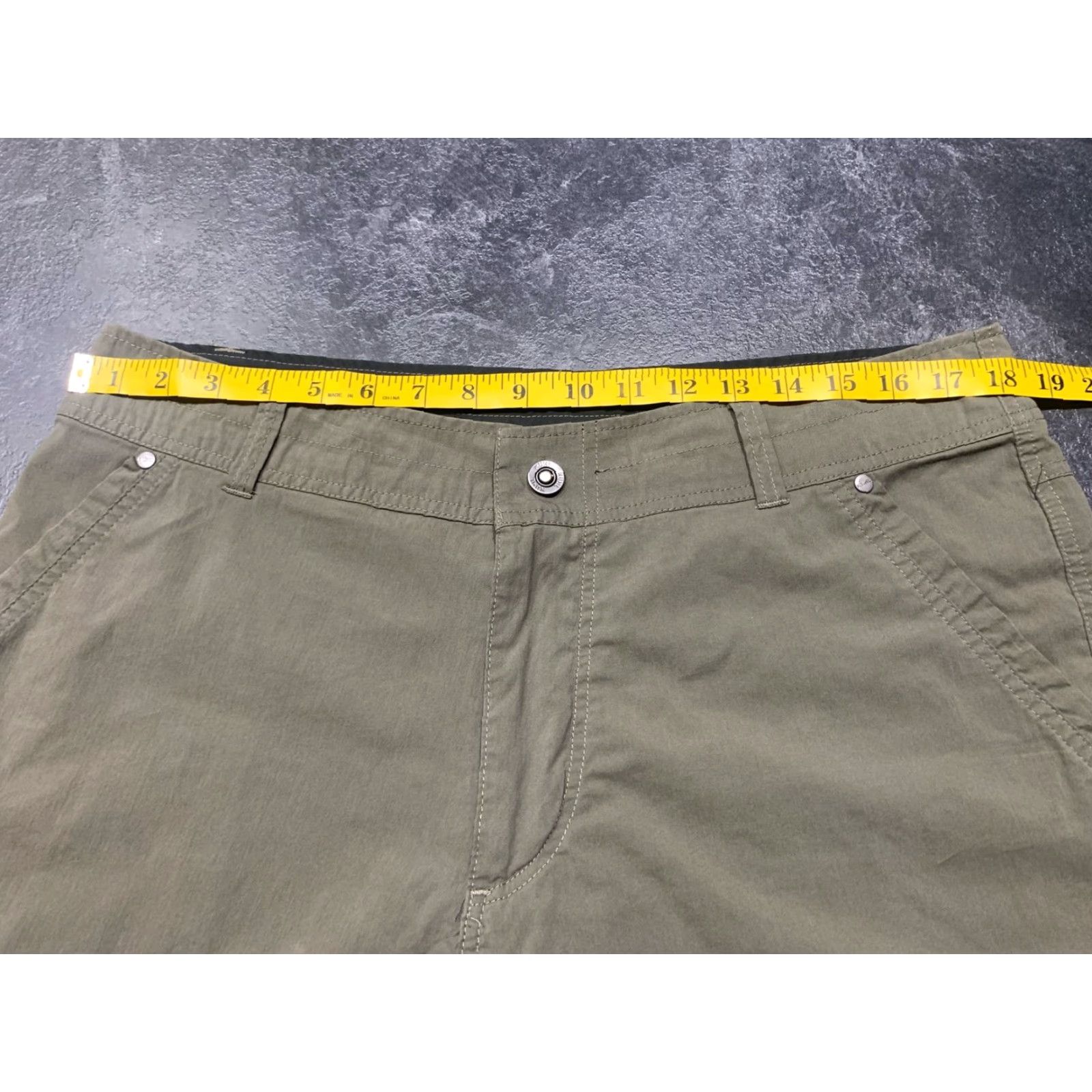 Olive Kuhl Men's Hiking Shorts Size 36 Green Solid Casual Outdoor Regular Fit Size US 36 / EU 52 - 4 Thumbnail