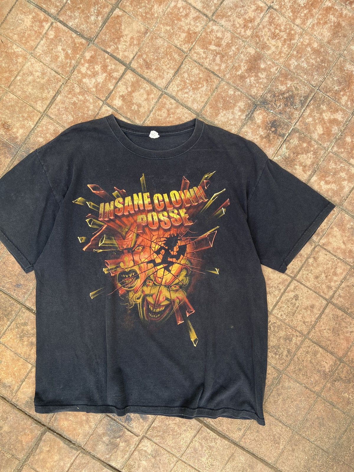 Band Tees 2010 INSANE CLOWN POSSE RED AND YELLOW SHATTERED GLASS TEE Size US XL / EU 56 / 4 - 1 Thumbnail