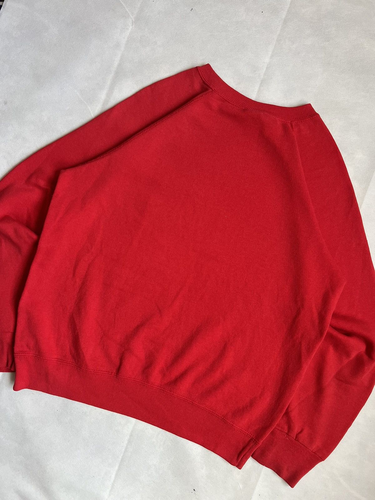 Nike Vintage 80's Nike Swoosh Red Crewneck Size US L / EU 52-54 / 3 - 5 Thumbnail