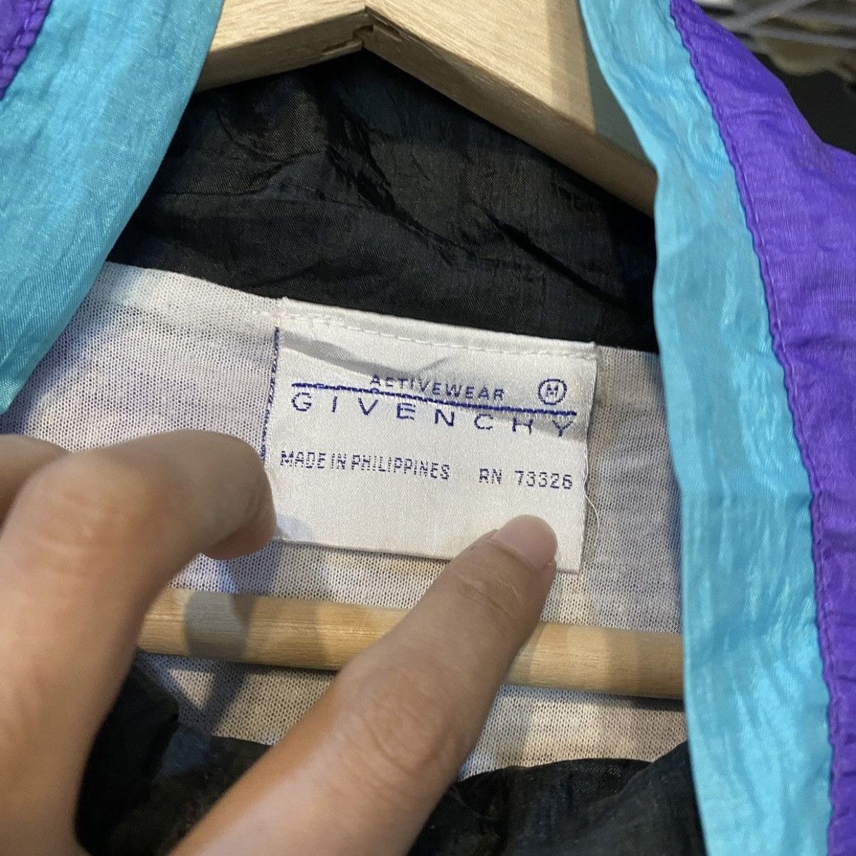 Givenchy Vintage Givenchy Activewear Full Zip Windbreaker Jacket Size US L / EU 52-54 / 3 - 13 Thumbnail