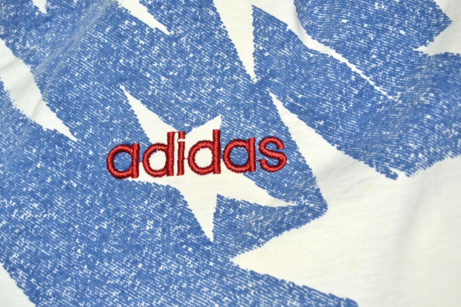 Adidas USA 1994 AWAY FOOTBALL SHIRT JERSEY ADIDAS SIZE L ADULT Size US L / EU 52-54 / 3 - 4 Thumbnail