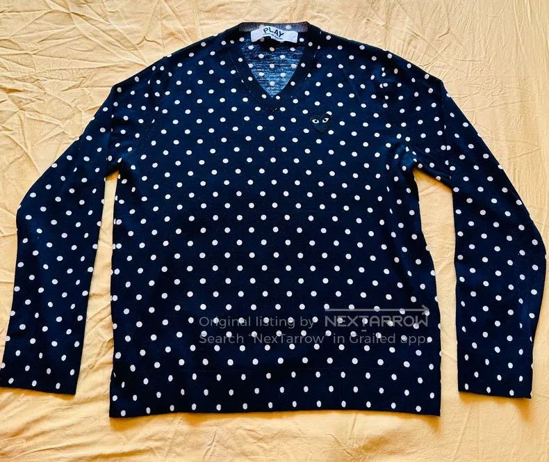 Comme des Garcons Comme Des Garcons V-neck sweater for men Size US L / EU 52-54 / 3 - 1 Thumbnail