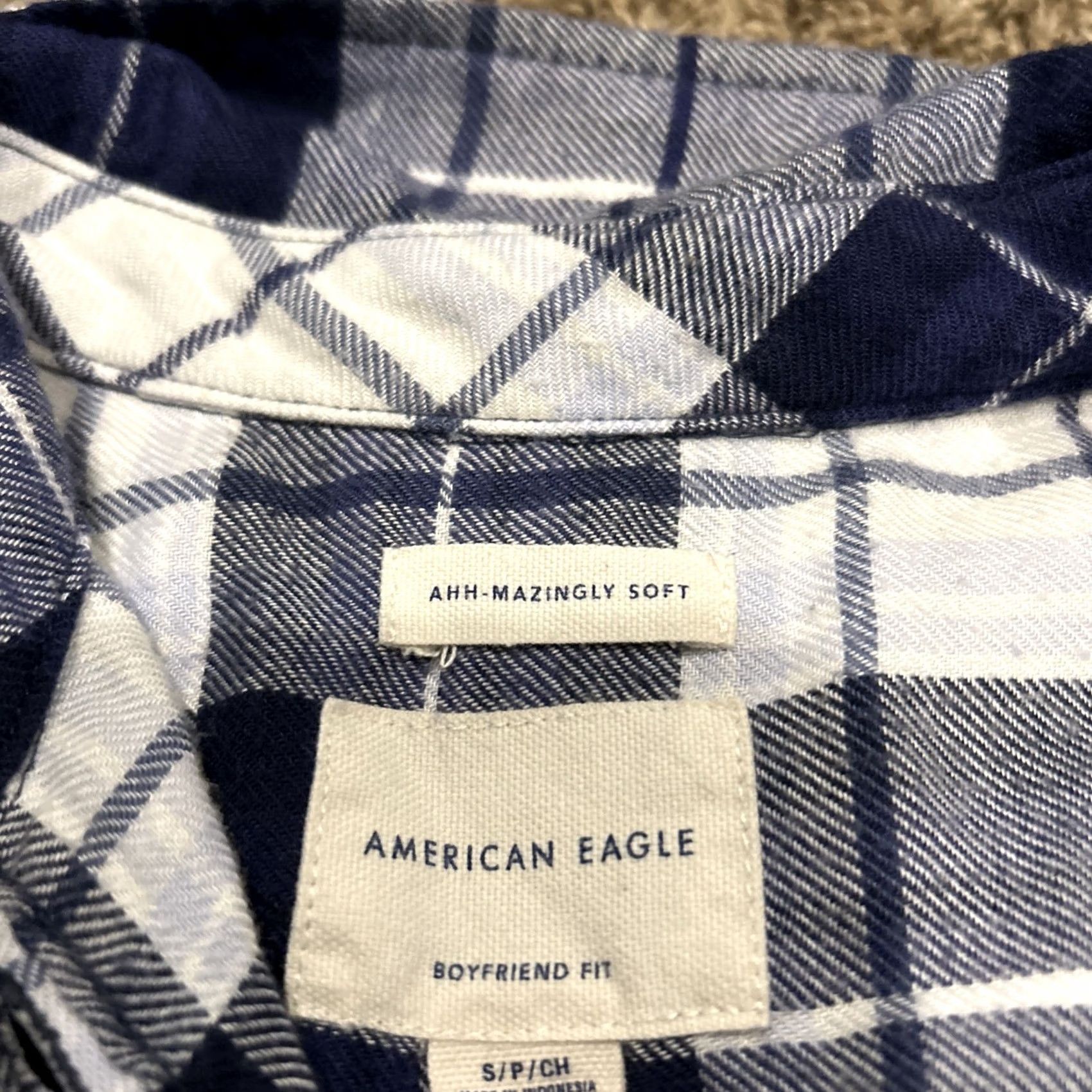 American Eagle Outfitters american eagle Outfitters Shirt Plaid Blue Size S Button-Up Flannel Women Regular Short Sleeve? Wait Size S / US 4 / IT 40 - 2 Thumbnail