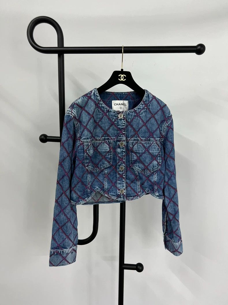 Chanel Chanel 22M Coco Beach Denim Jacket - dmc Size US M / EU 48-50 / 2 - 1 Thumbnail