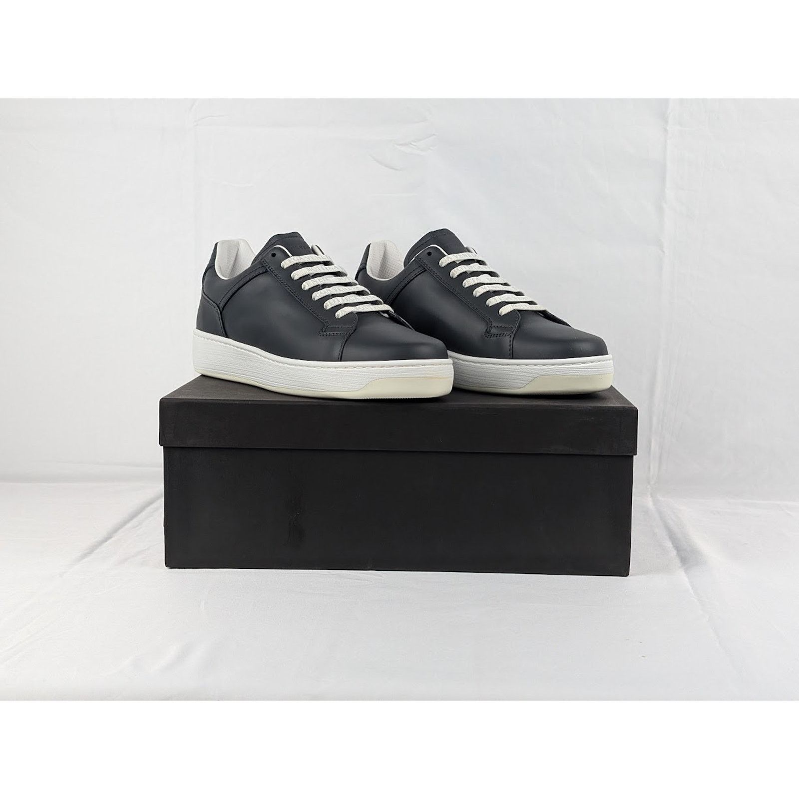 Bottega Veneta o1rshd1 Bolt Calf Low Top Sneakers in Ardoise Size US 7.5 / EU 40-41 - 12 Thumbnail