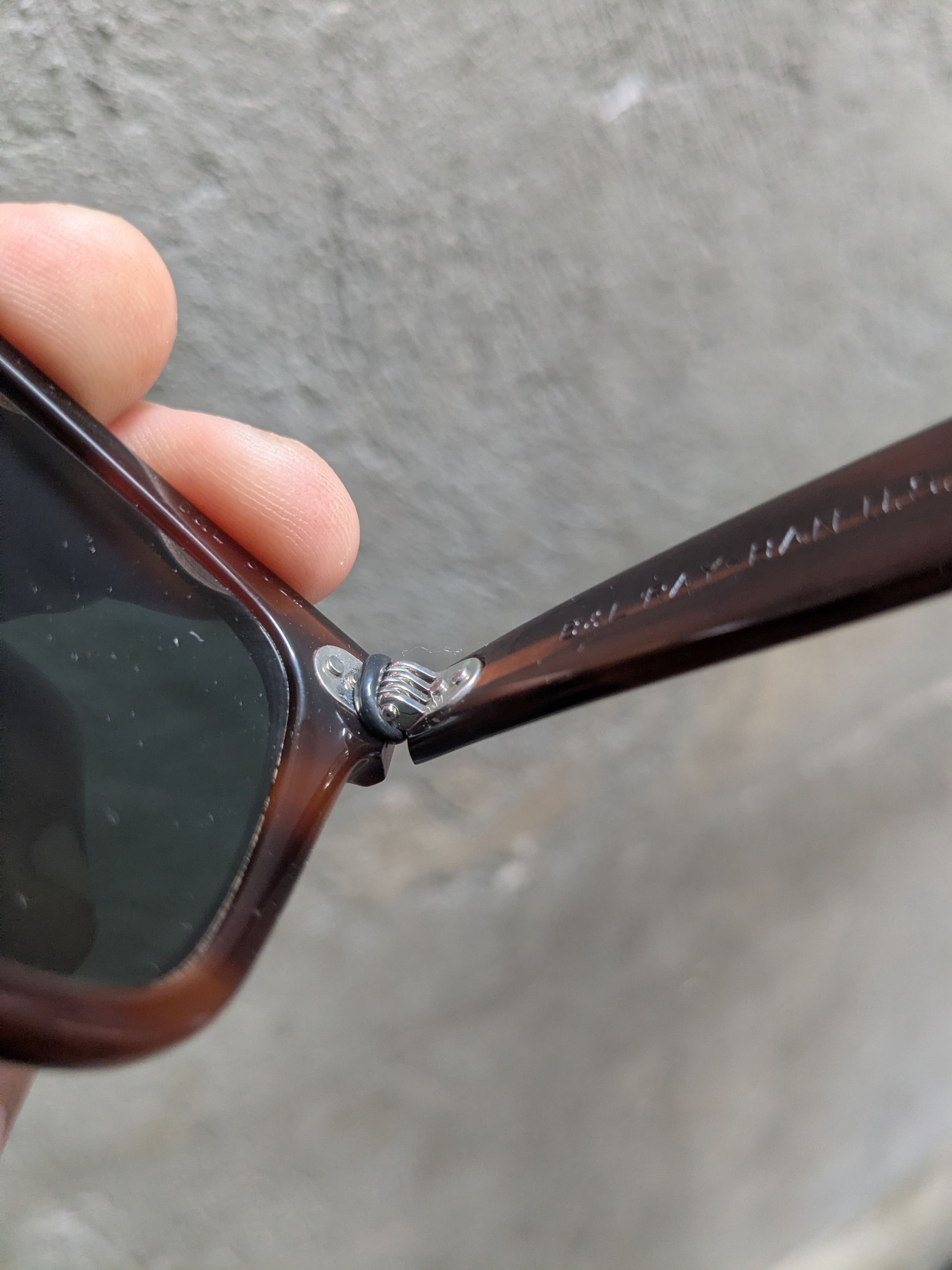 RayBan Vintage b&l rayban wayfarer tortoise made in USA Size ONE SIZE - 6 Thumbnail