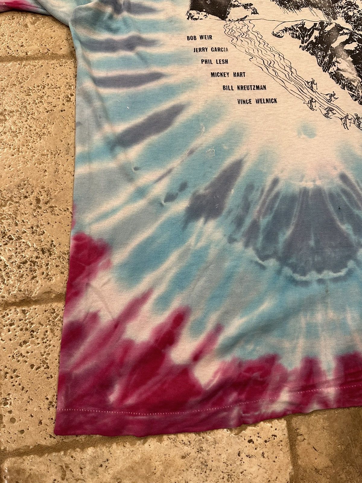 Band Tees Vintage Grateful Dead Ski Skeleton Snow Tie Dye 1990s Tee Size US XXL / EU 58 / 5 - 13 Thumbnail