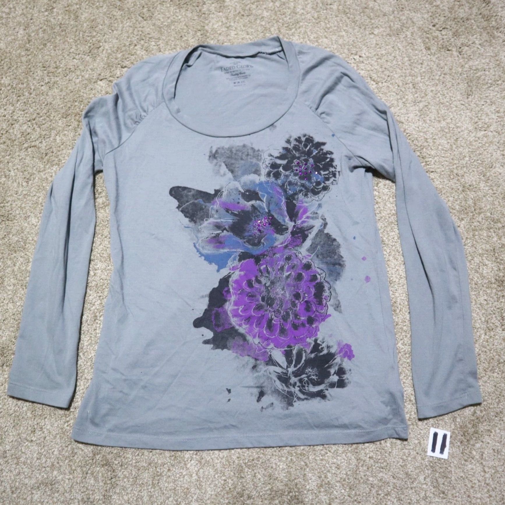 Faded Glory Faded Glory Floral Top Women's M Medium Gray T-Shirt Size M / US 6-8 / IT 42-44 - 2 Thumbnail