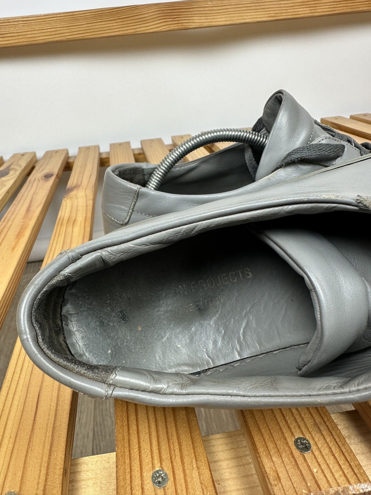 Common Projects Common Projects Achilles Low Gray Leather Shoes Size US 11.5 / EU 44-45 - 11 Thumbnail