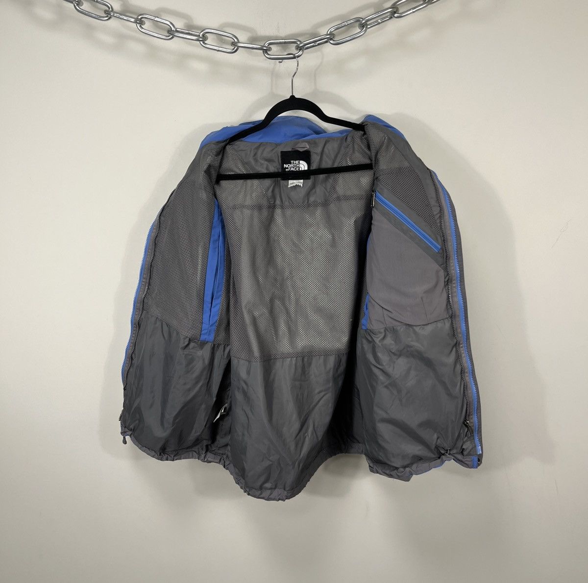 The North Face Vintage The North Face Gore-Tex Nylon Hooded Outdoor Jacket Size US L / EU 52-54 / 3 - 23 Thumbnail