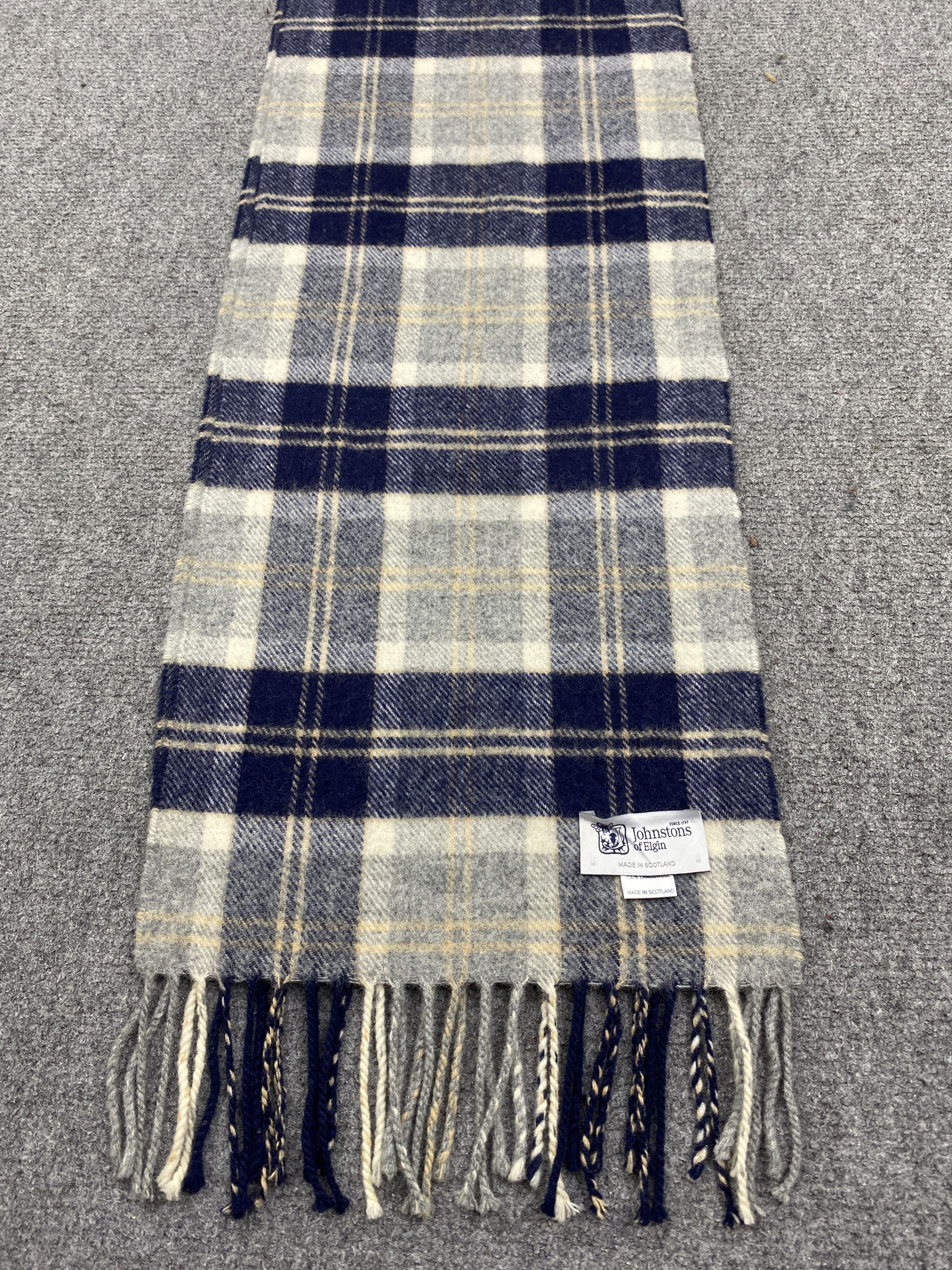 Johnstons Of Elgin Johnstons Of Elgin Scarf / Muffler / Neckwear - SC0156 Size ONE SIZE - 4 Thumbnail