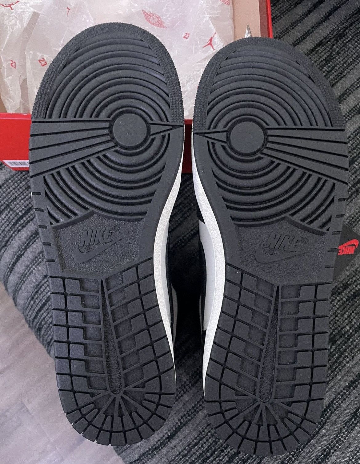 Jordan Brand × Nike Nike Jordan 1 high ‘85 Size US 11 / EU 44 - 4 Thumbnail