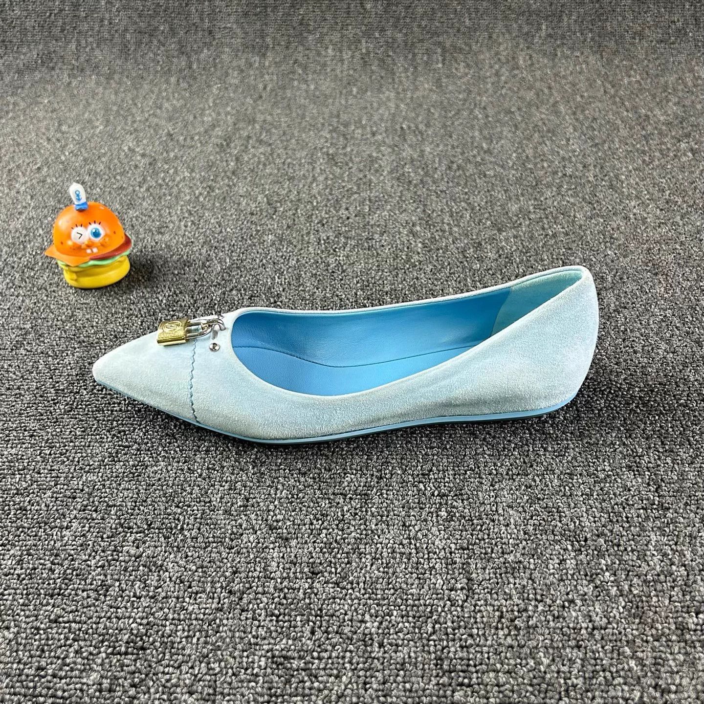 Louis Vuitton Louis Vuitton blue flats 37.5 Worn 2x Size US 6.5 / IT 36.5 - 3 Thumbnail