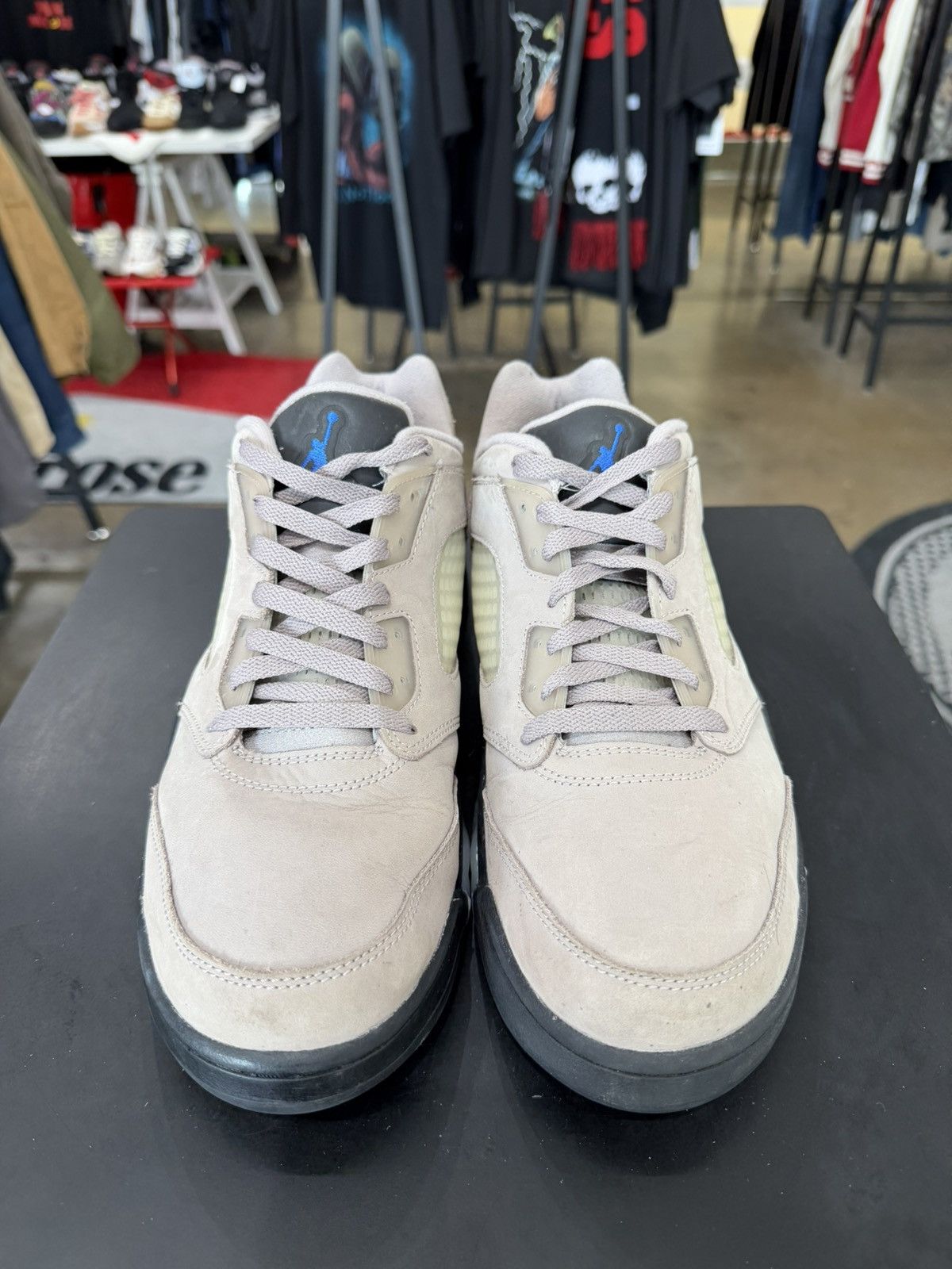 Jordan Brand Air Jordan 5 Low PSG Size 12 (2022) Size US 12 / EU 45 - 2 Thumbnail