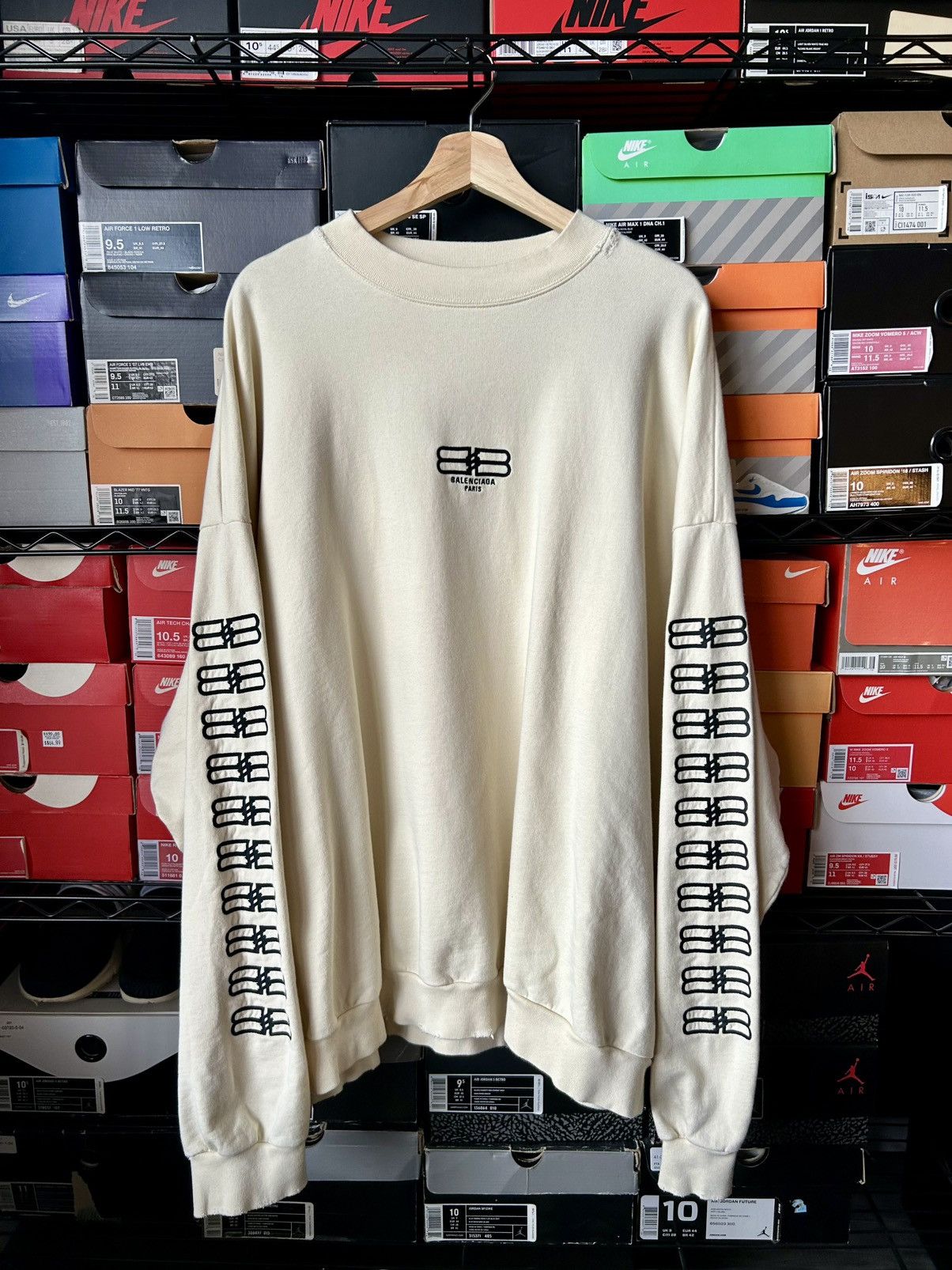 Balenciaga Balenciaga BB Paris Icon Crewneck Size US L / EU 52-54 / 3 - 1 Thumbnail