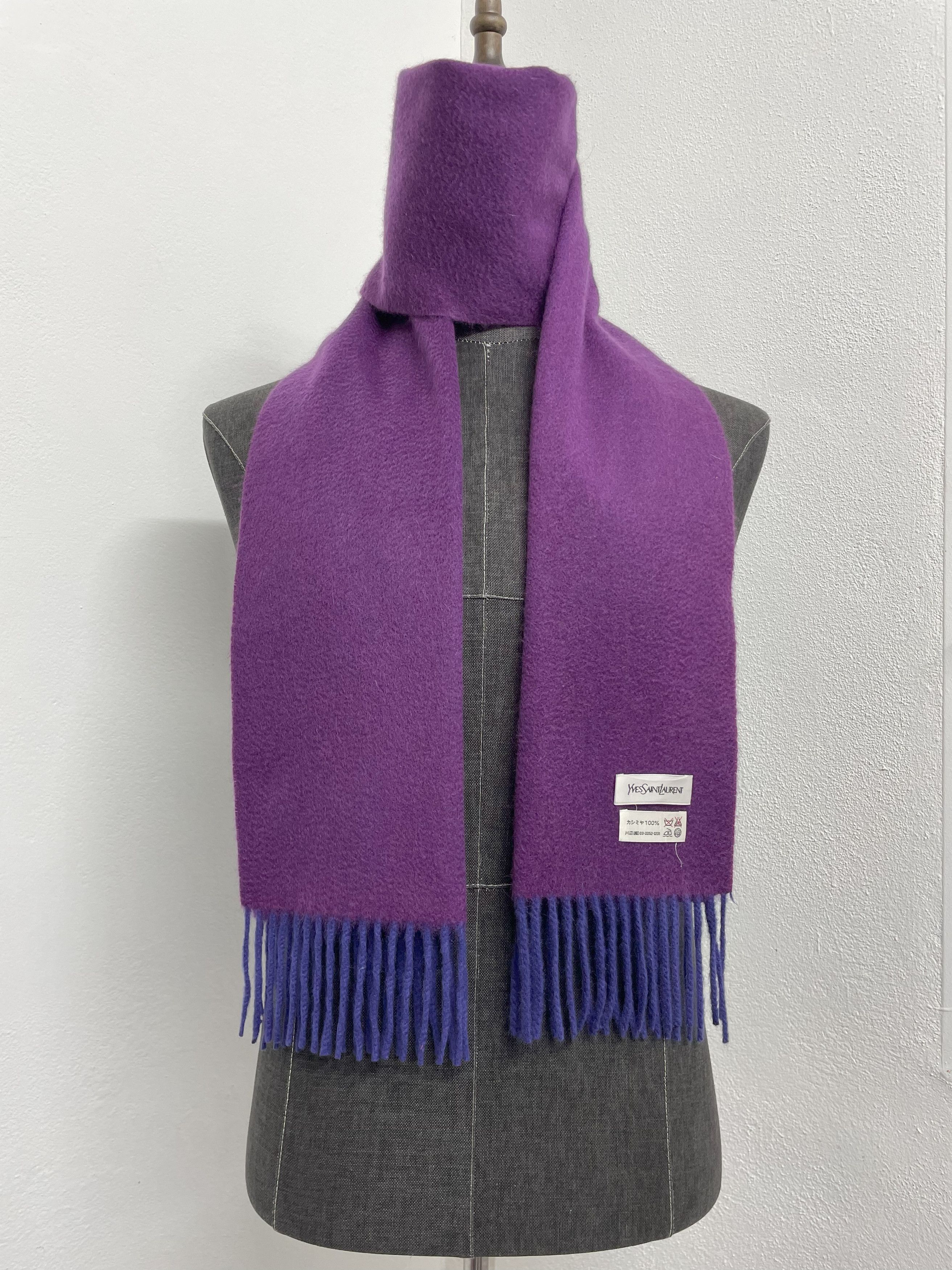Vintage Yves Saint Laurent Scarf / Muffler - 6228 Size ONE SIZE - 1 Thumbnail