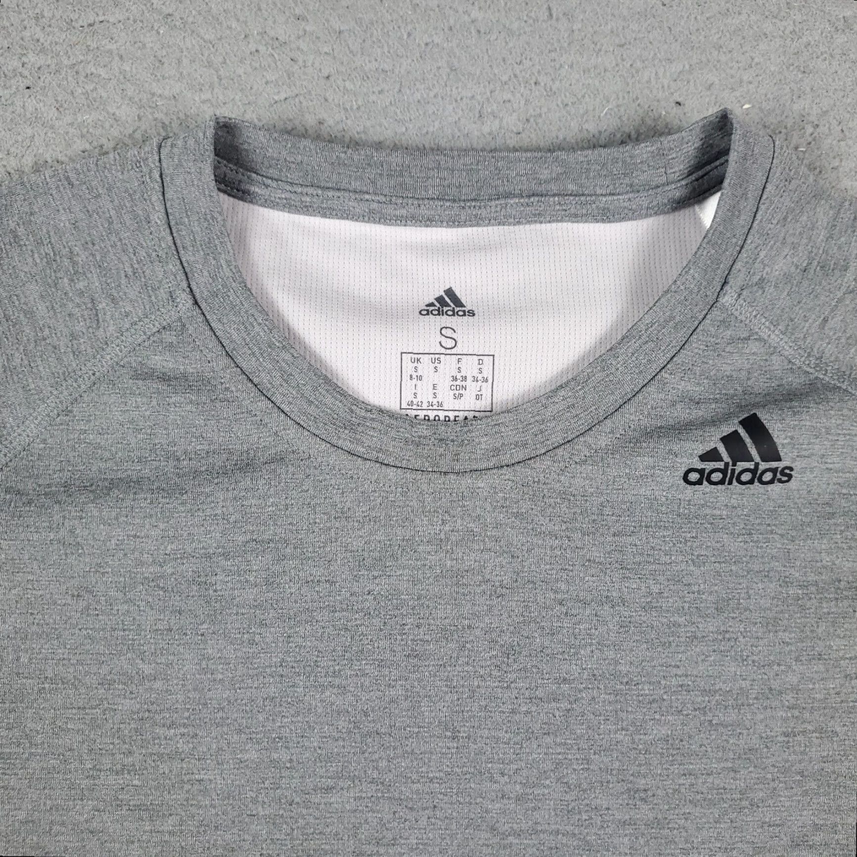 Adidas Adidas Shirt Adult Size Small Gray Logo Gym Active Work Out Short Sleeve Size US S / EU 44-46 / 1 - 2 Thumbnail
