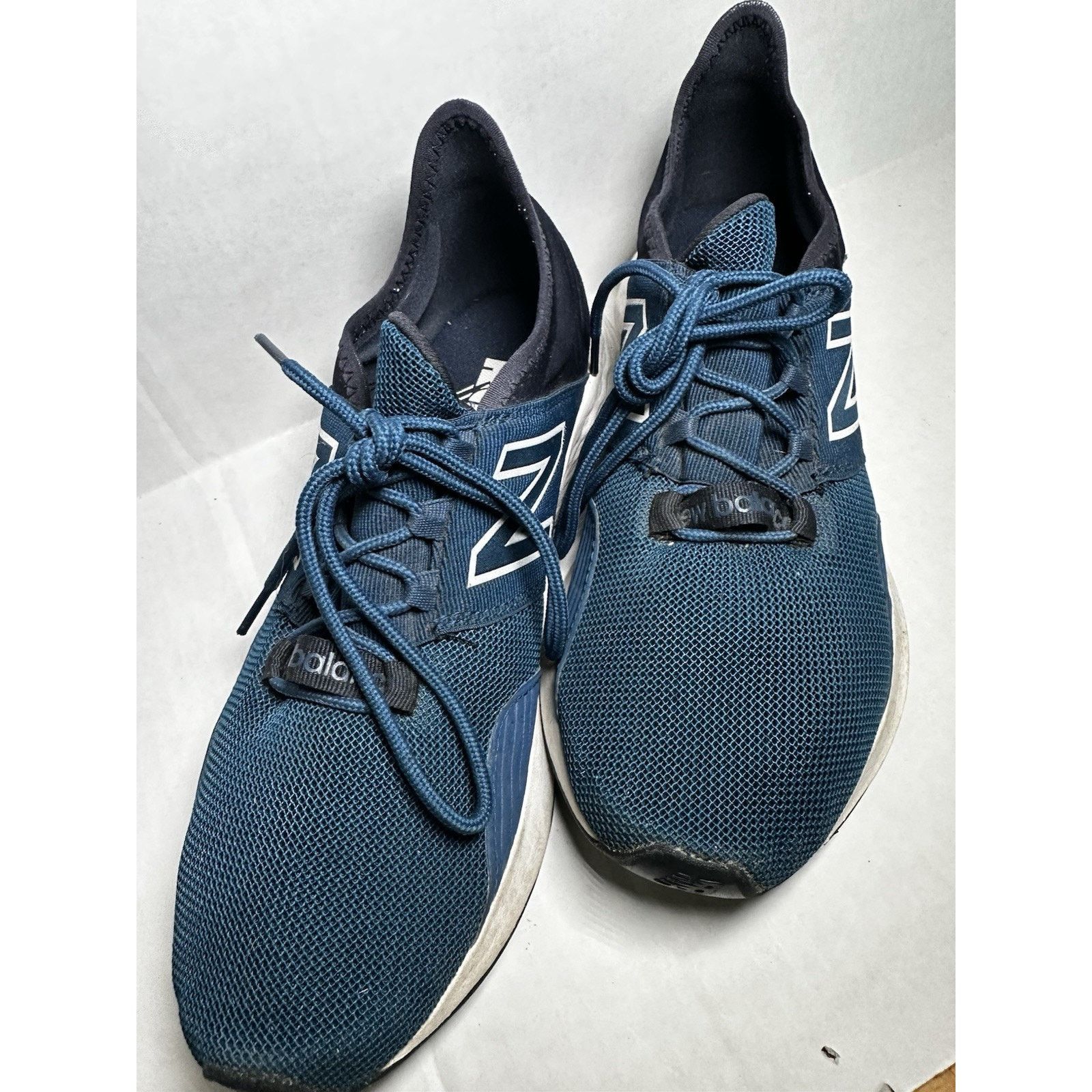 New Balance New Balance Roav MROAVCR Sz 9.5 Blue Running Shoe Sneaker Size US 9.5 / IT 39.5 - 6 Thumbnail