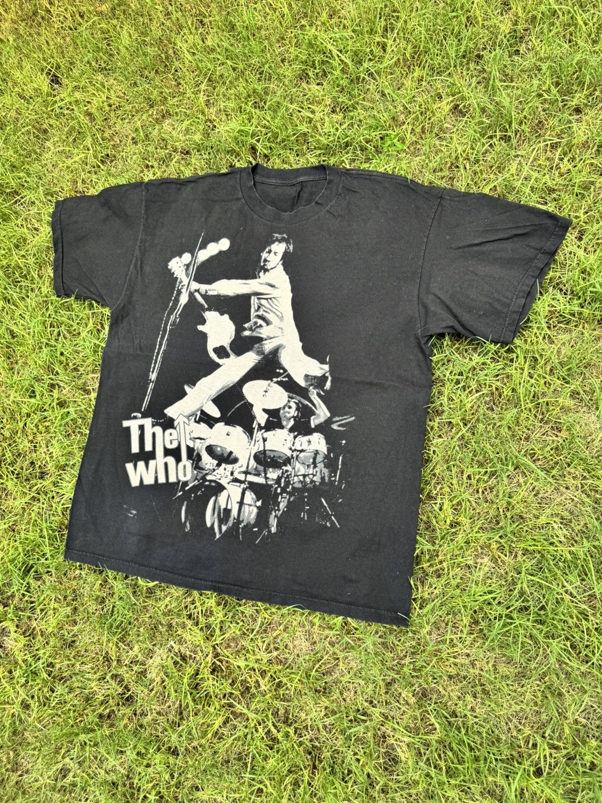 Vintage Vintage 90s The Who Pete Townshend T-Shirt Size US XL / EU 56 / 4 - 2 Thumbnail