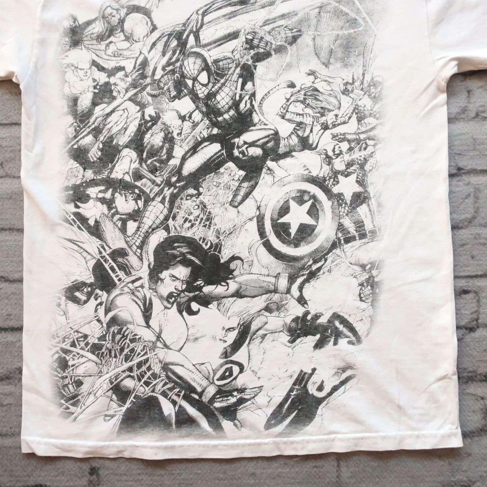 Vintage VINTAGE Marvel Comics Mad Engine Avengers Tshirt Spider Man Wolverine Mens XL Black XS? Size US XL / EU 56 / 4 - 3 Thumbnail