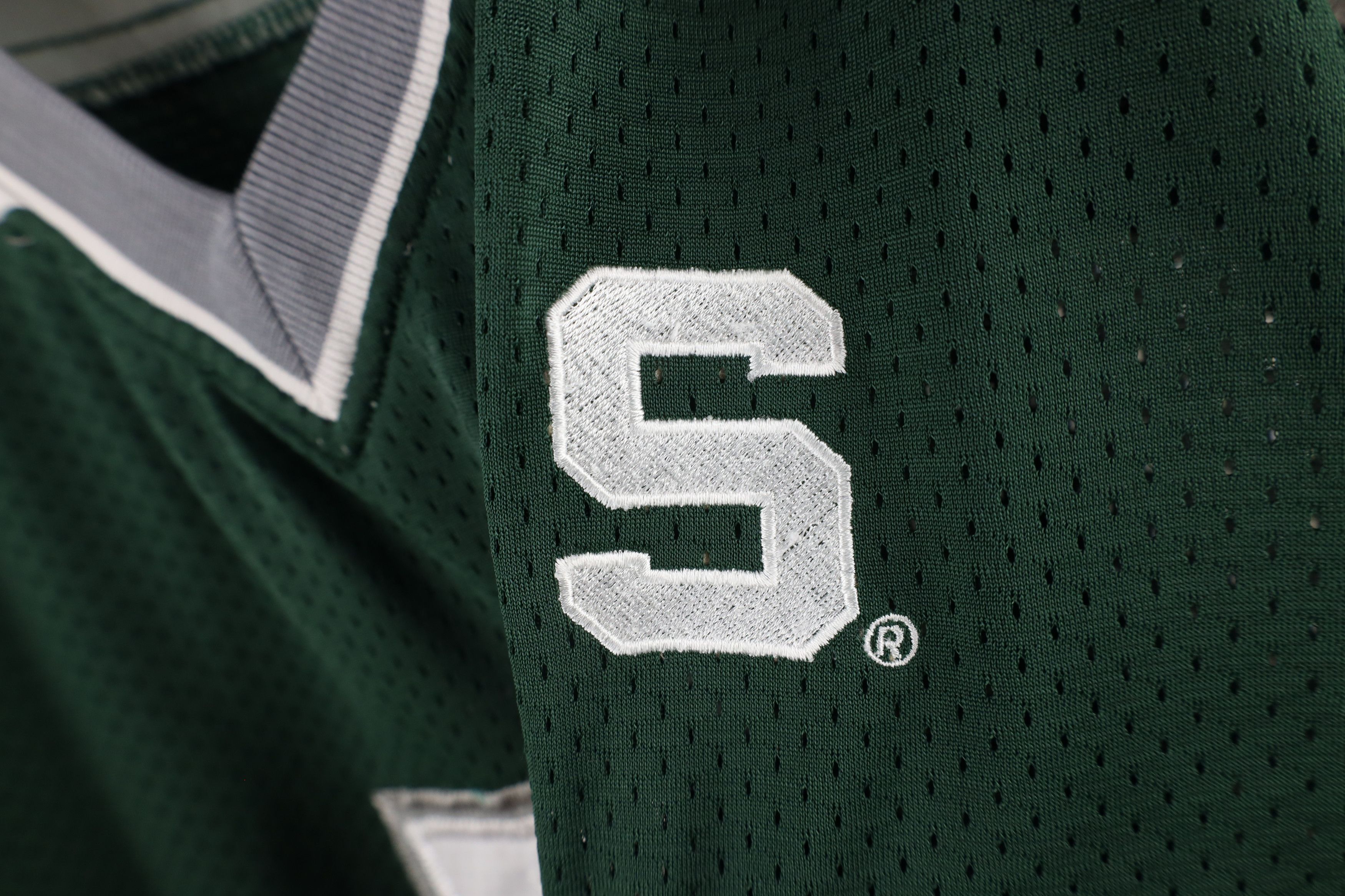 Vintage Vintage Michigan State University Football Jersey Green Size US M / EU 48-50 / 2 - 6 Thumbnail