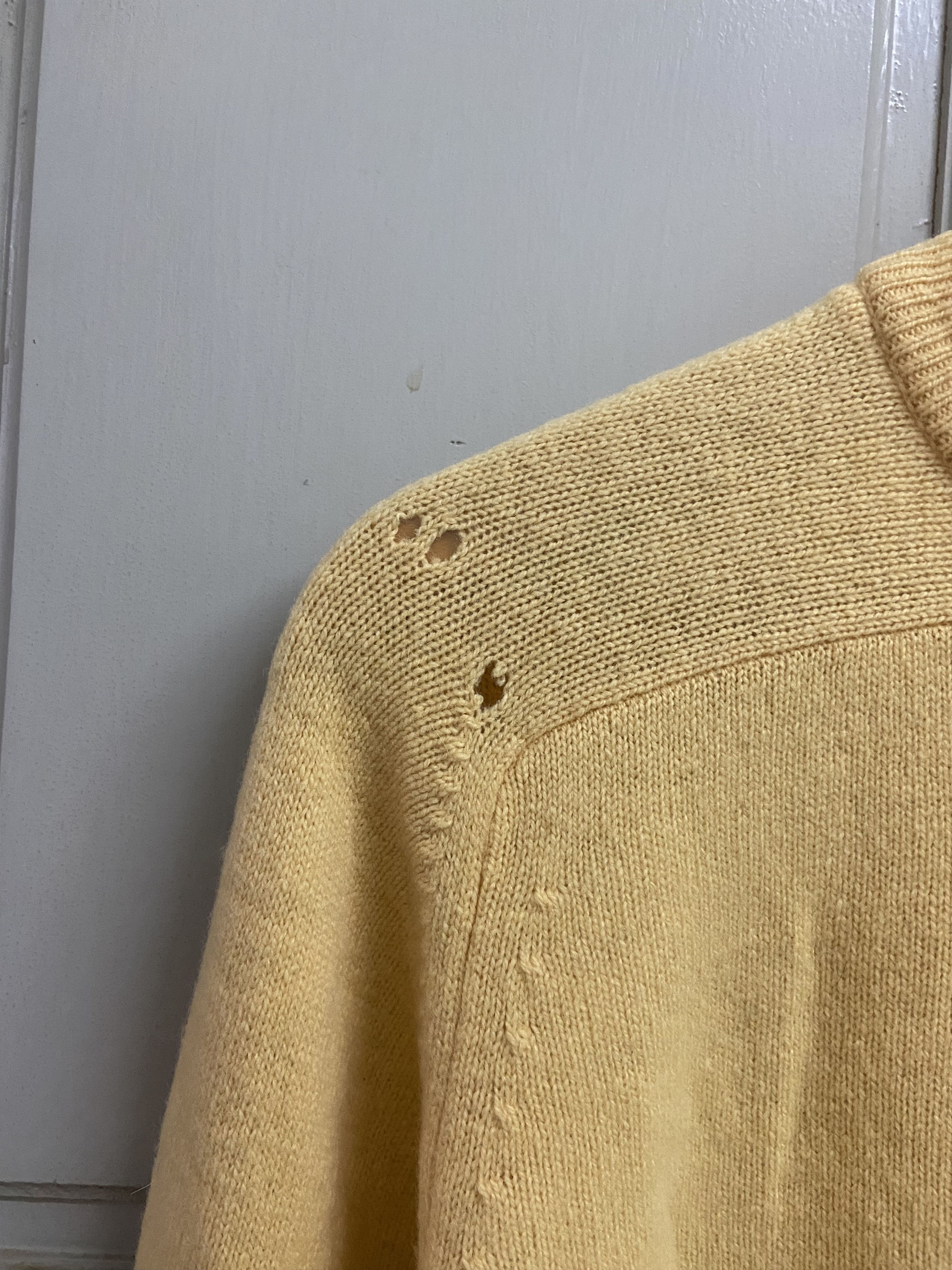 Burberry Vintage Burberrys 100% Pure Lambswool Knitwear Size US L / EU 52-54 / 3 - 3 Thumbnail