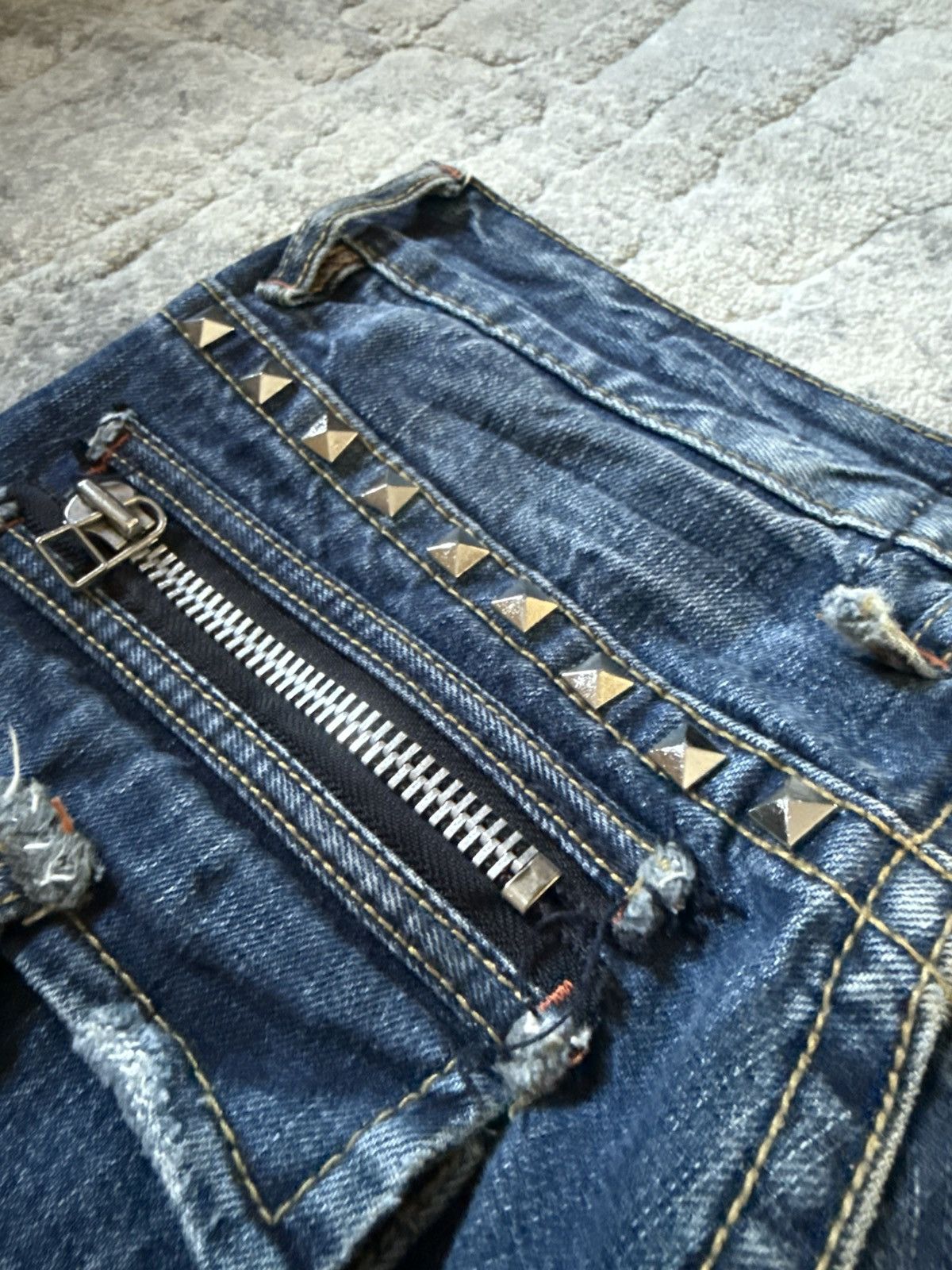 If Six Was Nine 2000s Lolita Japan Studded Pyramid Whiskers Flared Jeans Size US 30 / EU 46 - 6 Thumbnail