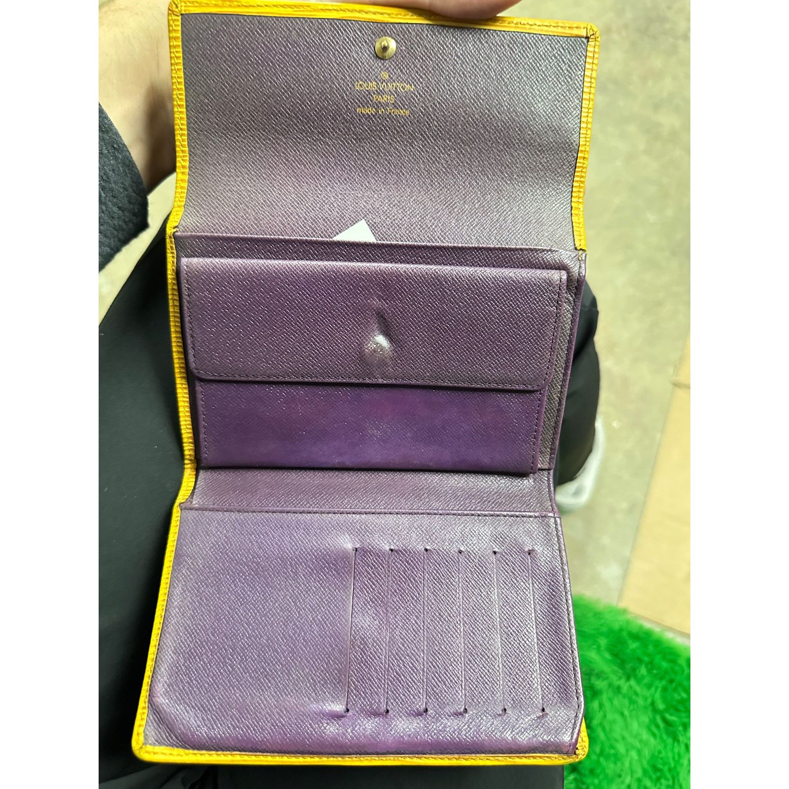 Louis Vuitton LV Wallet Yellow Used OS Size ONE SIZE - 3 Thumbnail