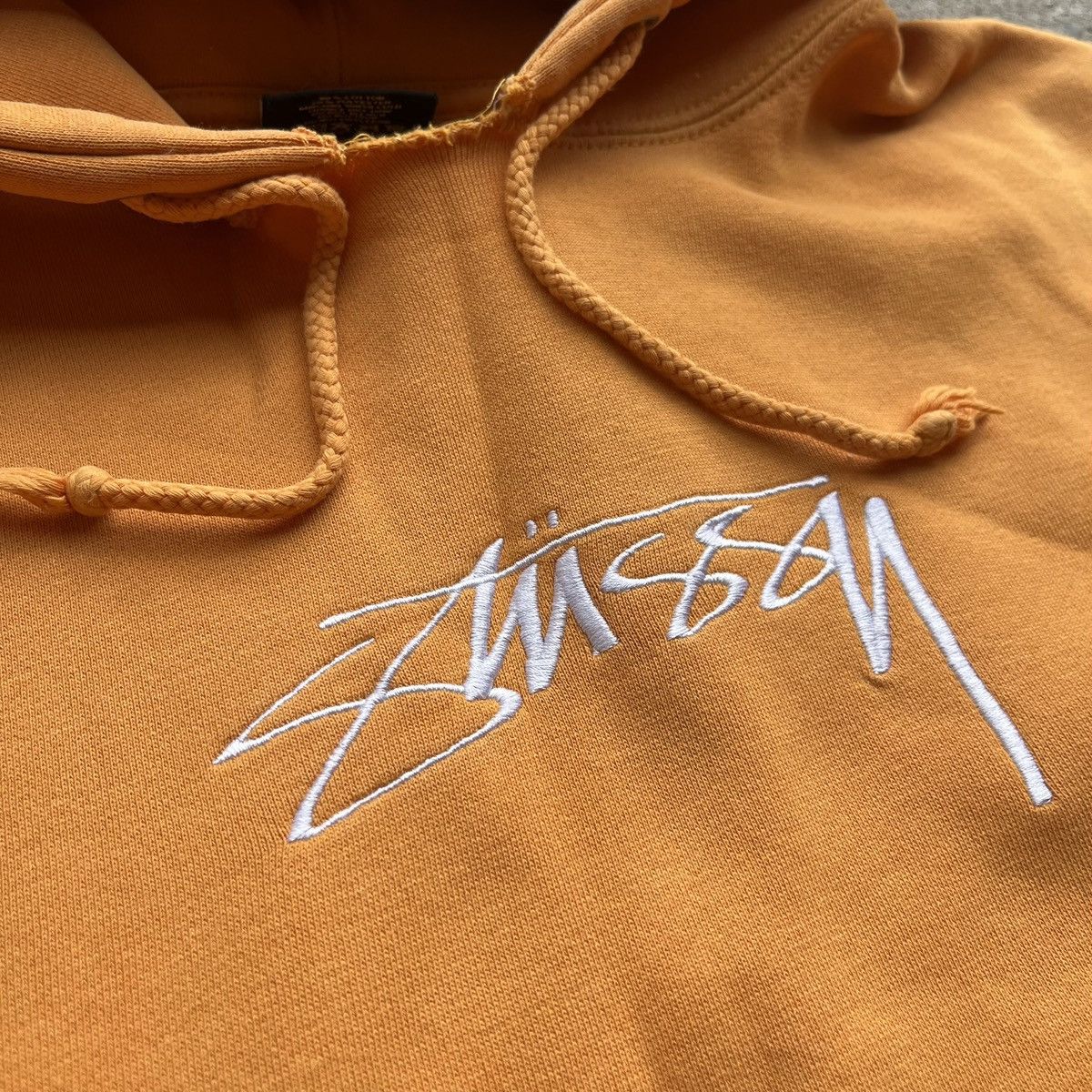 Stussy × Vintage Stussy Orange Hoodie Tag logo skateboard surf skate Size US M / EU 48-50 / 2 - 6 Thumbnail