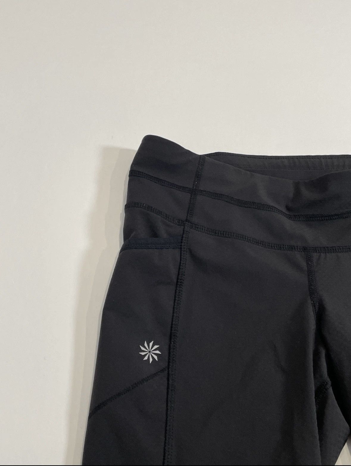 Athleta Athleta Capri Leggings Size 25" / US 0 / IT 36 - 4 Thumbnail
