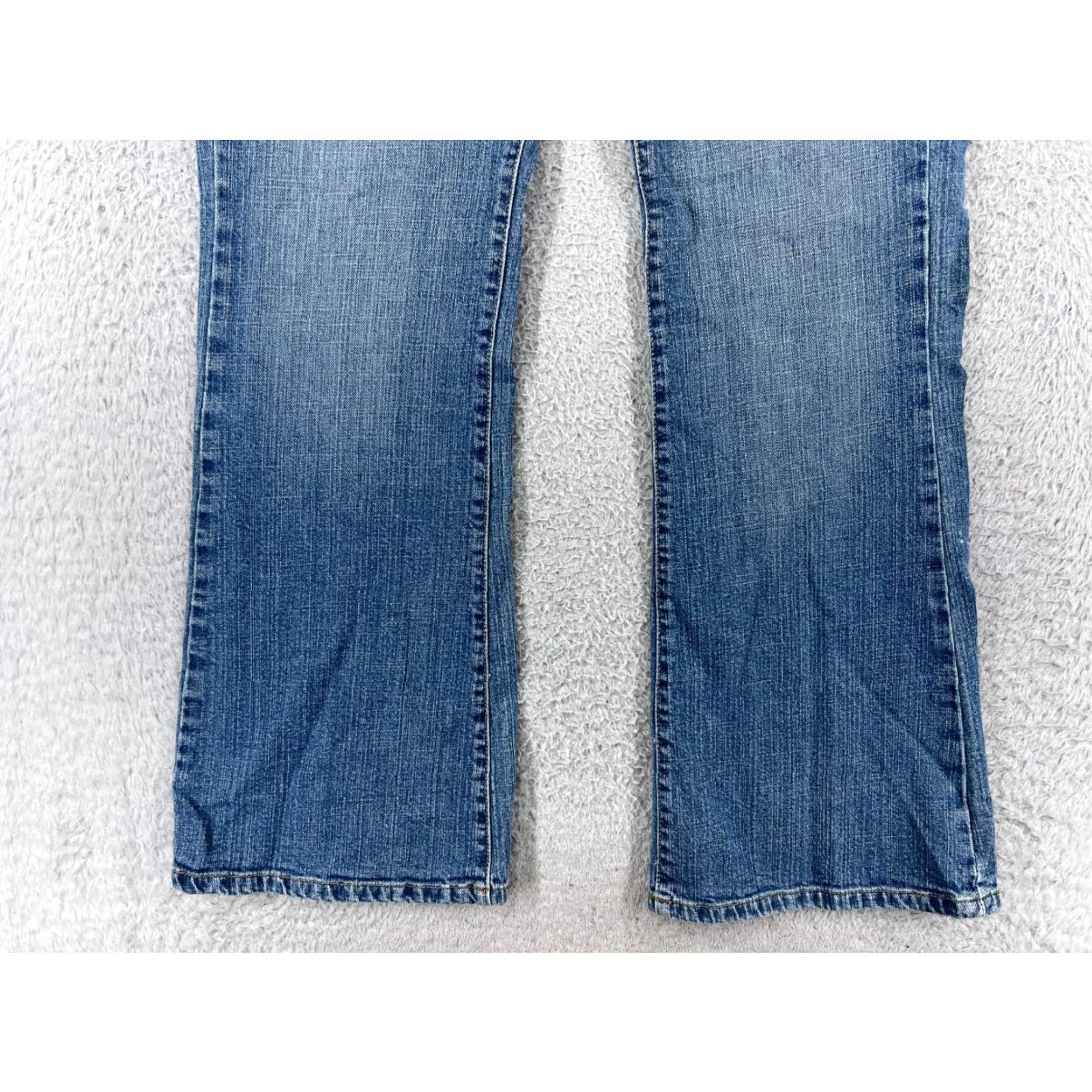 Jordache Kikit Jeans Womens 8 Blue Denim Flared Distressed 5-Pocket Cotton By Jordache Adults Regular Size 8 Womens Size 30" / US 8 / IT 44 - 4 Thumbnail