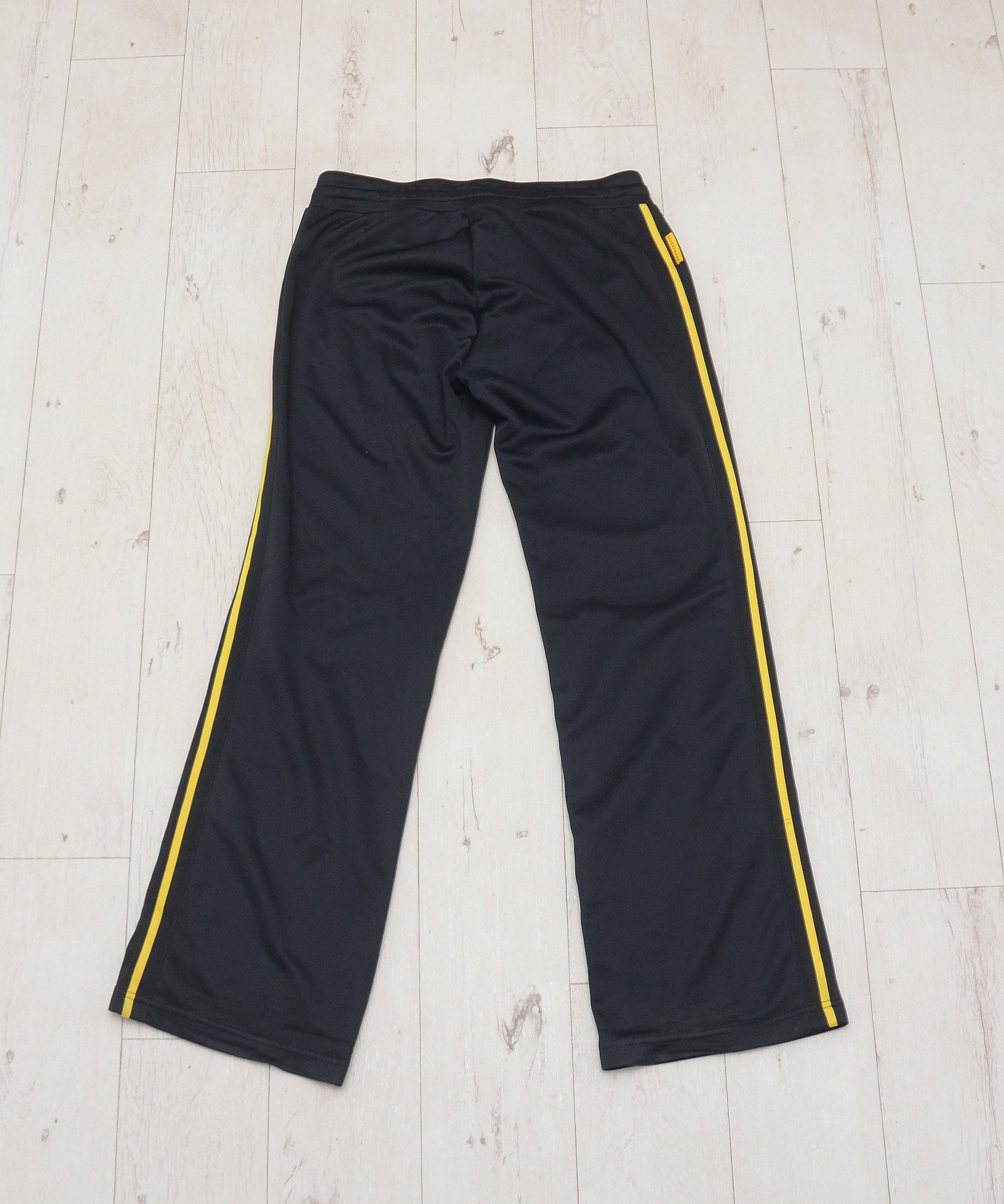 Nike × Nike ACG × Vintage Vintage Y2K Nike Livestrong Black & Yellow Sweatpants Size 31" - 5 Thumbnail