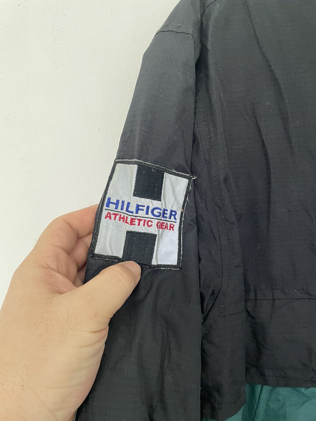Tommy Hilfiger VINTAGE TOMMY HILFIGER REVERSIBLE SAILING JACKET Size US XL / EU 56 / 4 - 5 Thumbnail