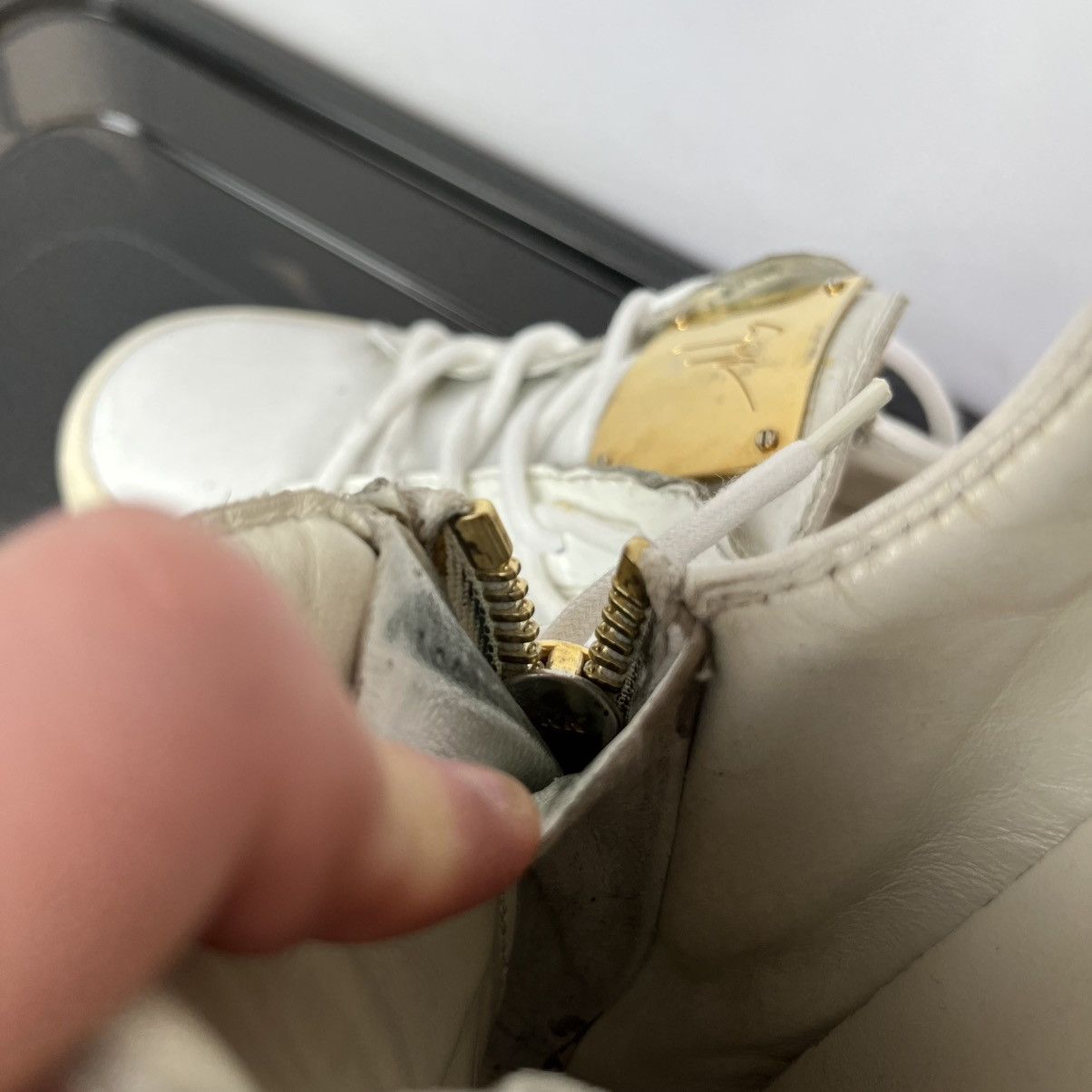 Giuseppe Zanotti Womens White And Gold Giuseppe Zanotti Shoes Size 37 Size US 7 / IT 37 - 5 Thumbnail
