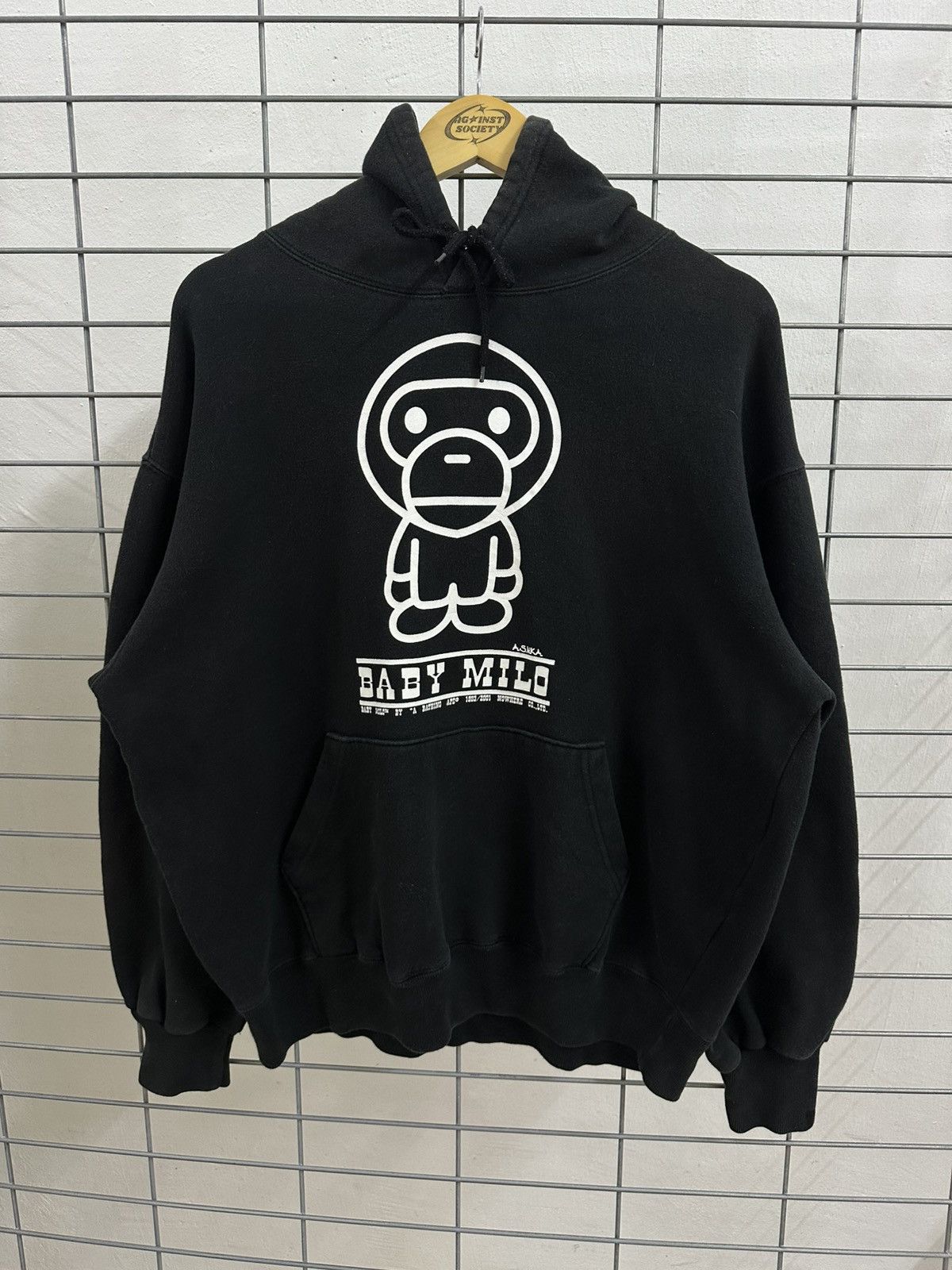 Vintage Vintage 2001 Bape Baby Milo Nowhere Co Ltd Parody Hoodie Size US M / EU 48-50 / 2 - 1 Thumbnail